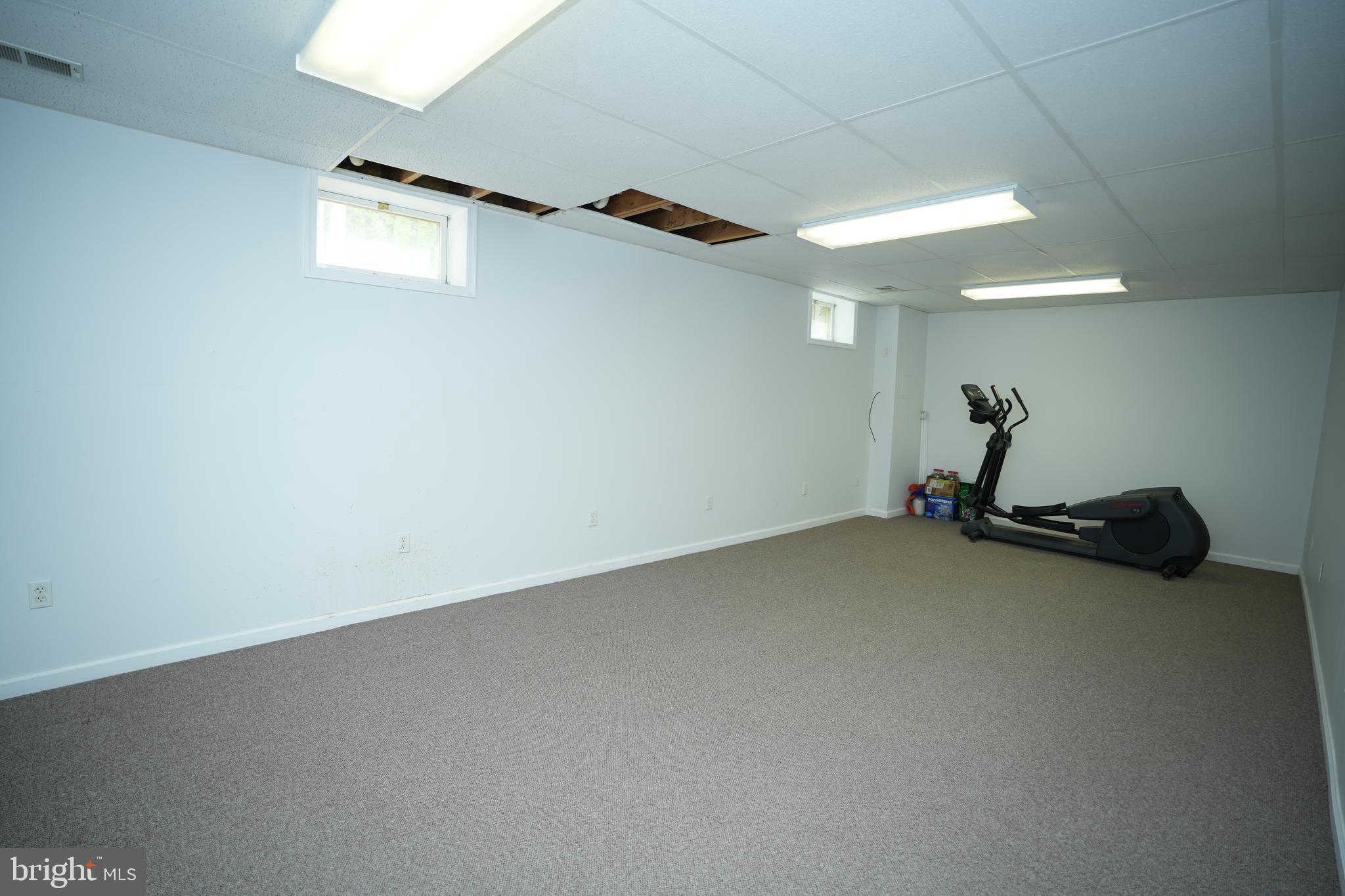12225 Manor Ct