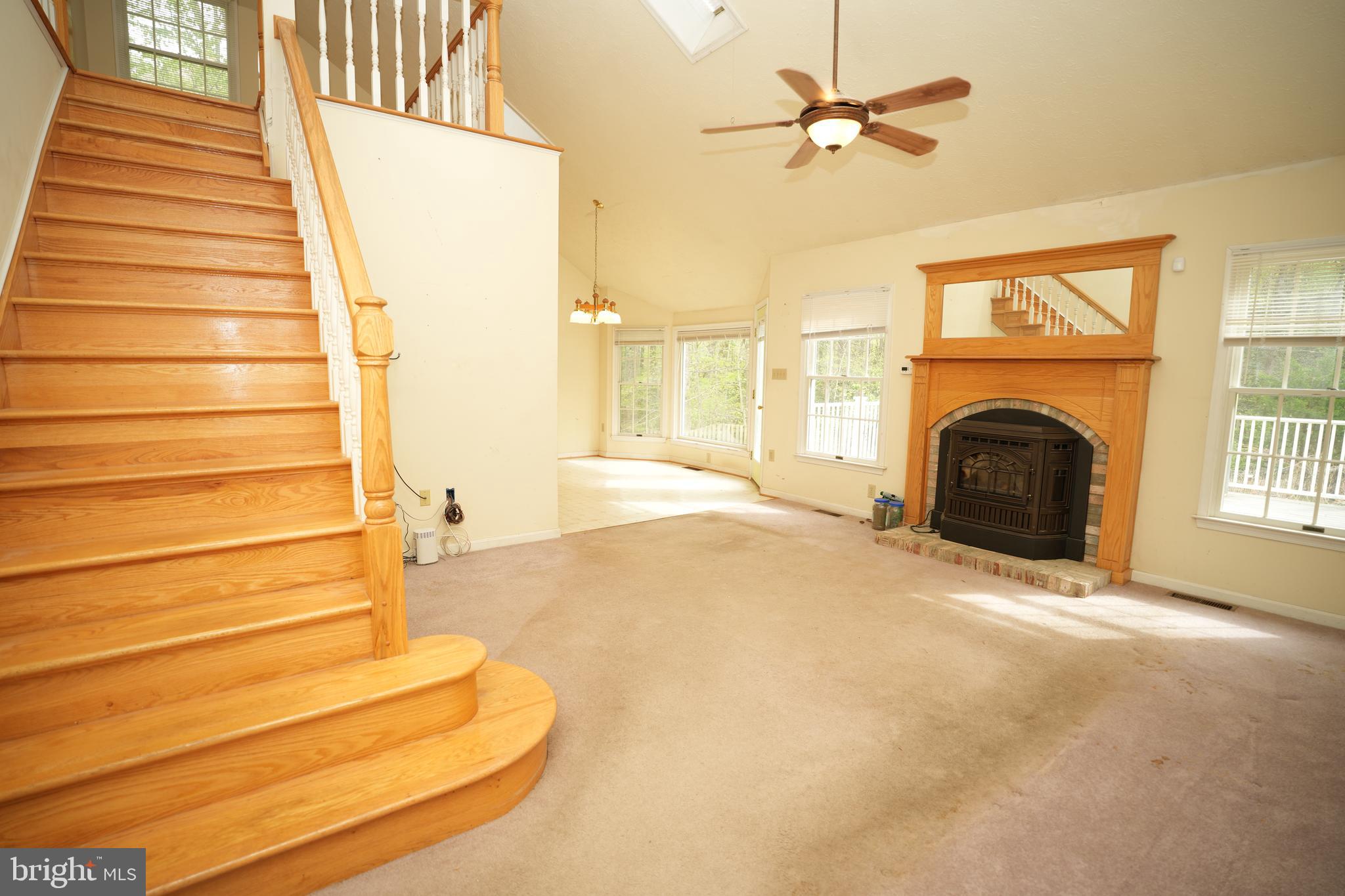 12225 Manor Ct
