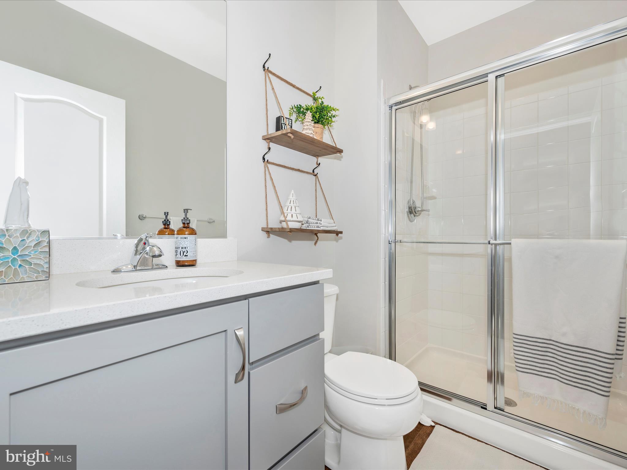 1132 Long Farm Cir