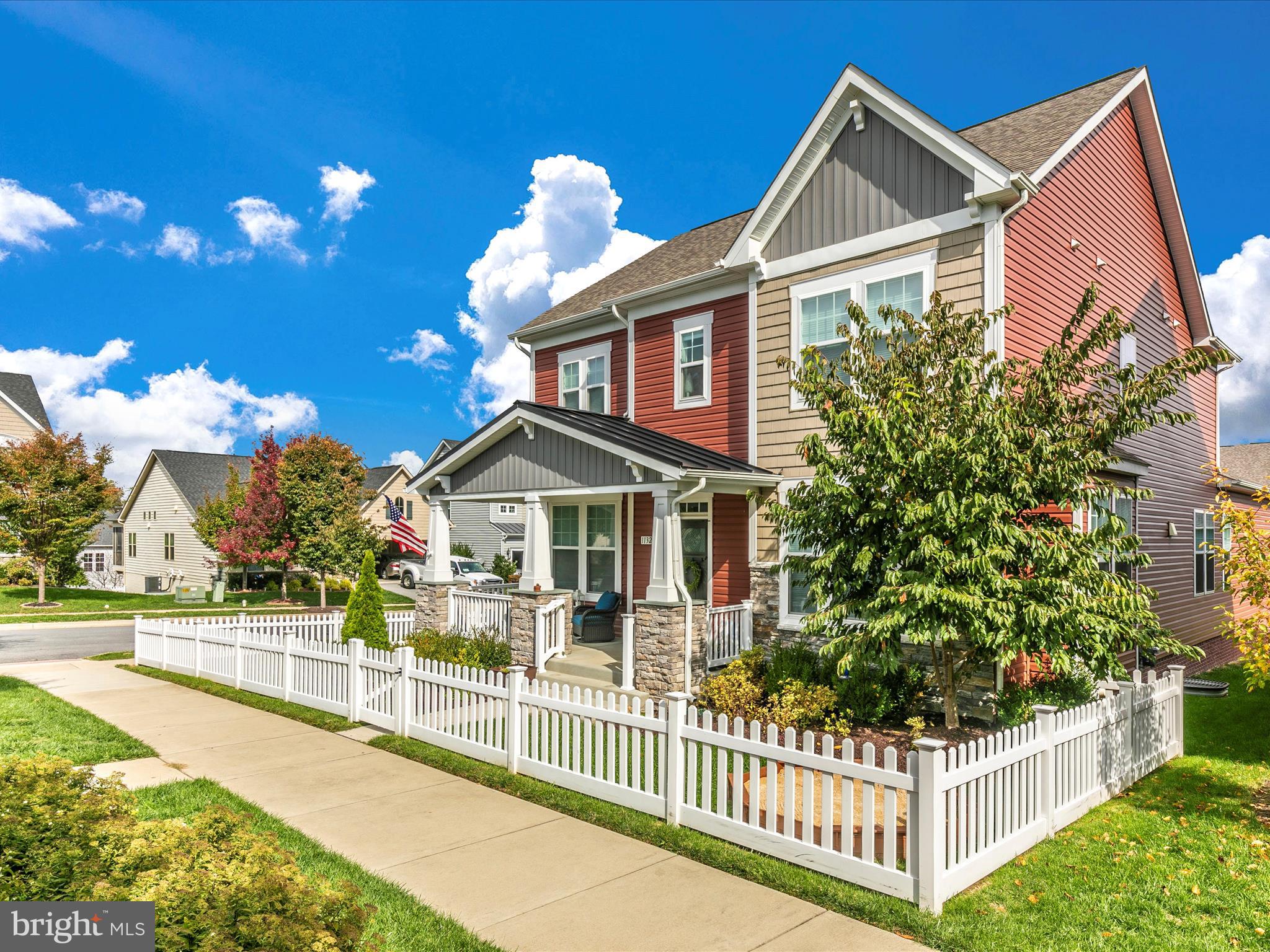 1132 Long Farm Cir