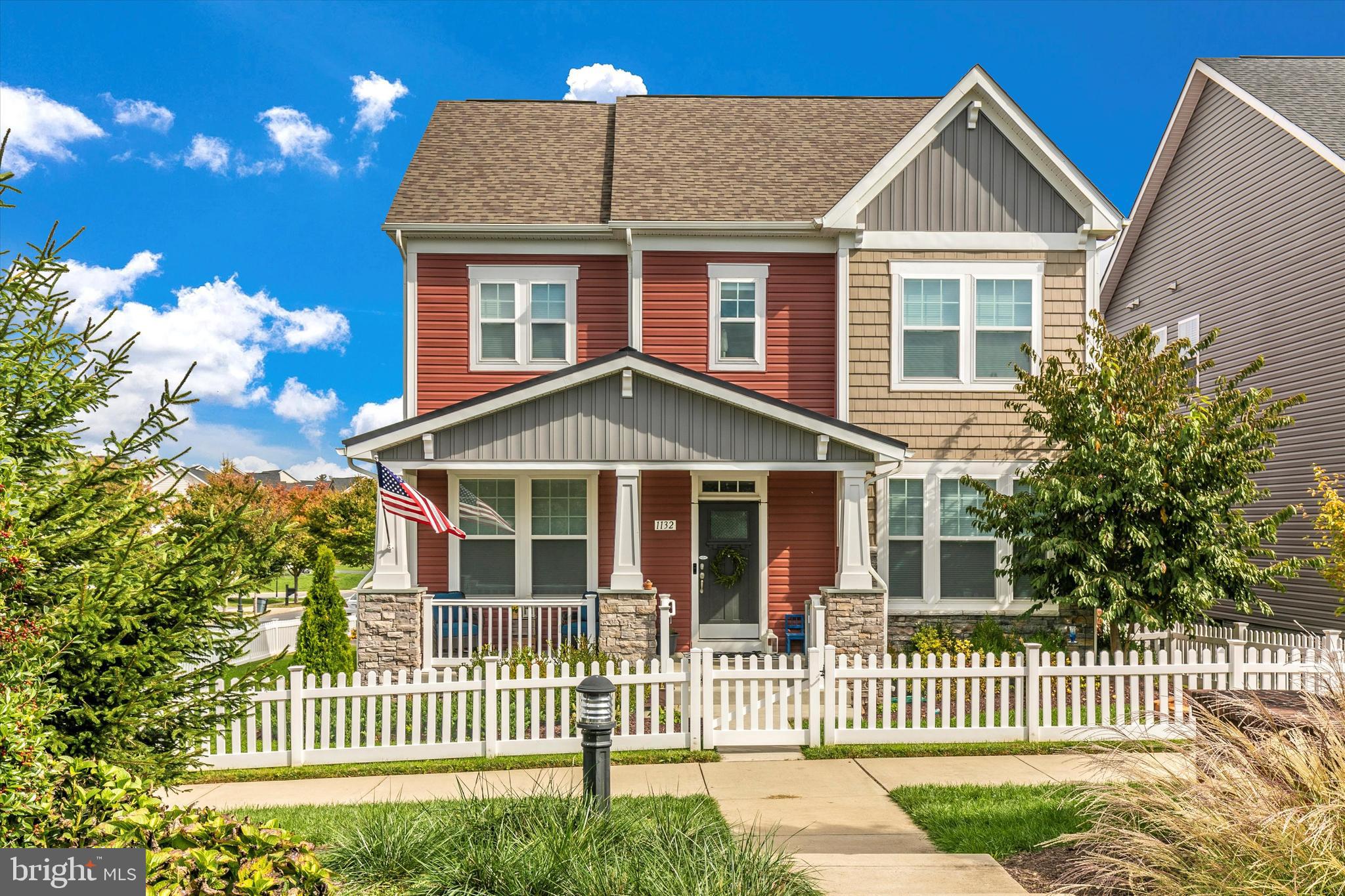 1132 Long Farm Cir