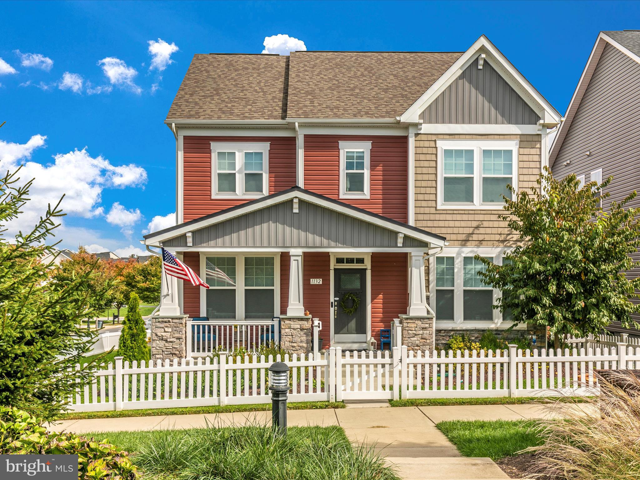 1132 Long Farm Cir