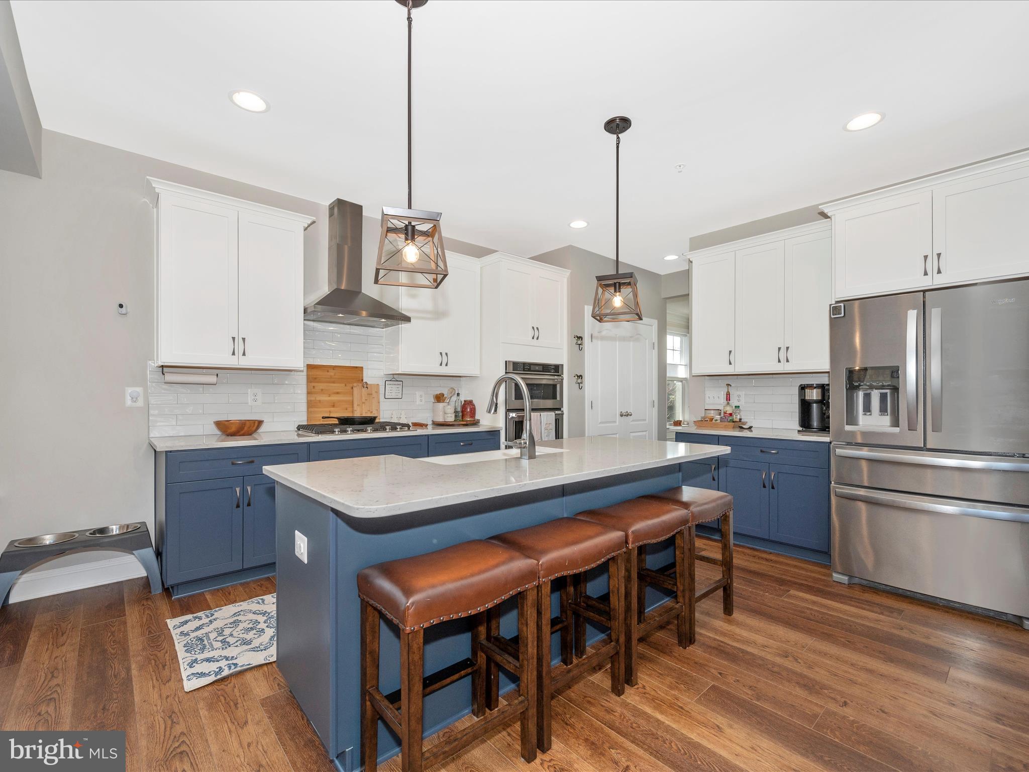 1132 Long Farm Cir