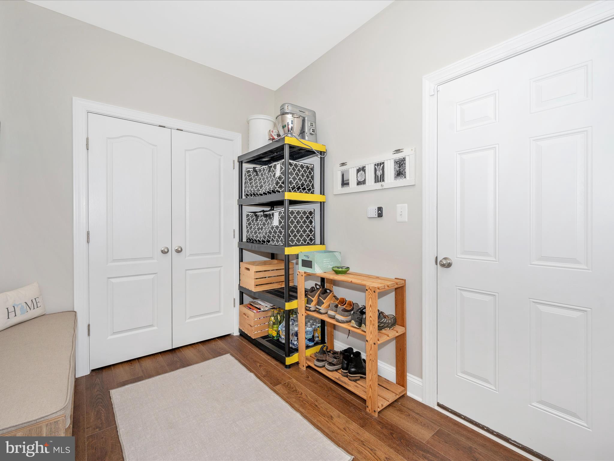 1132 Long Farm Cir