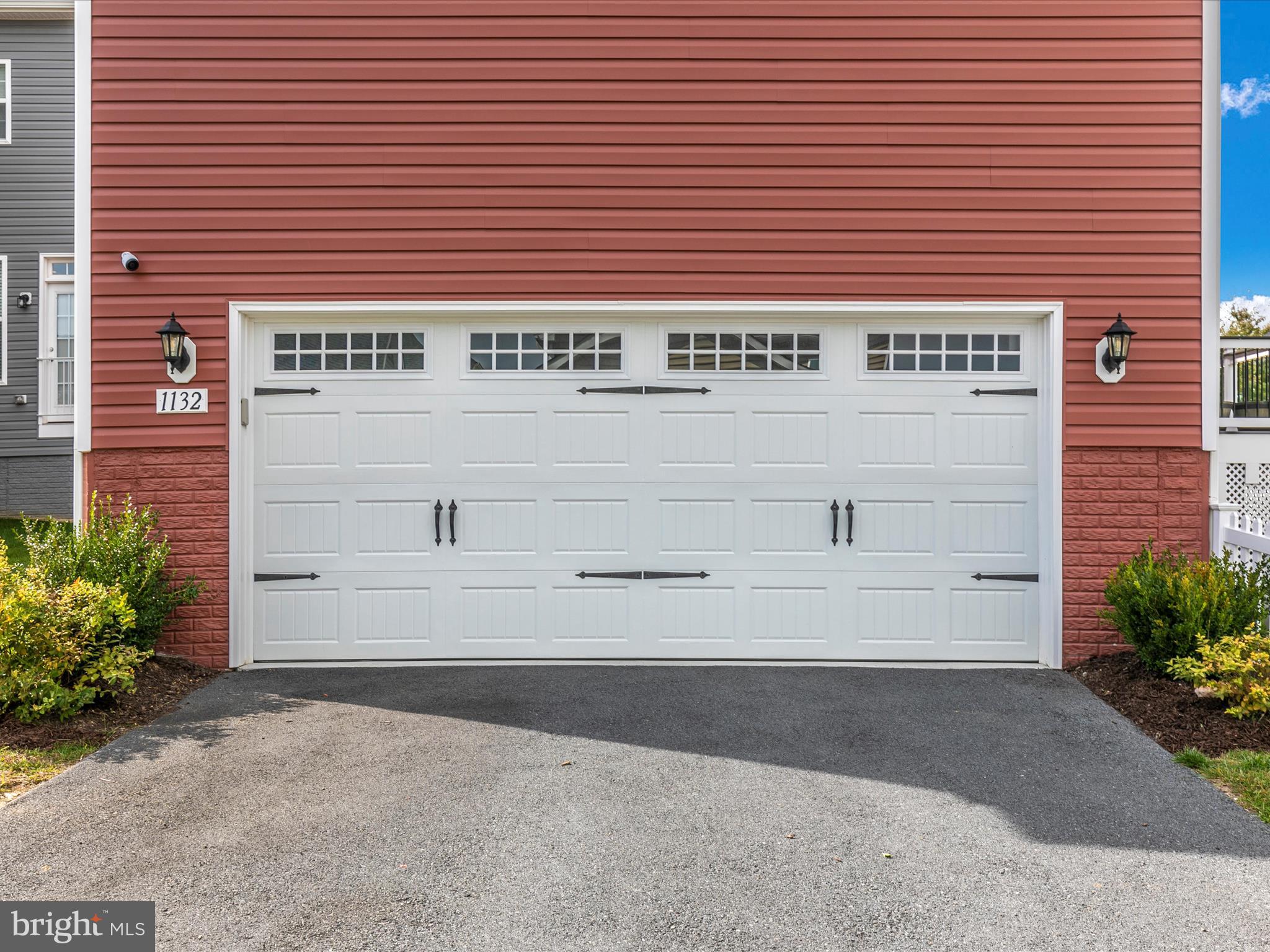 1132 Long Farm Cir