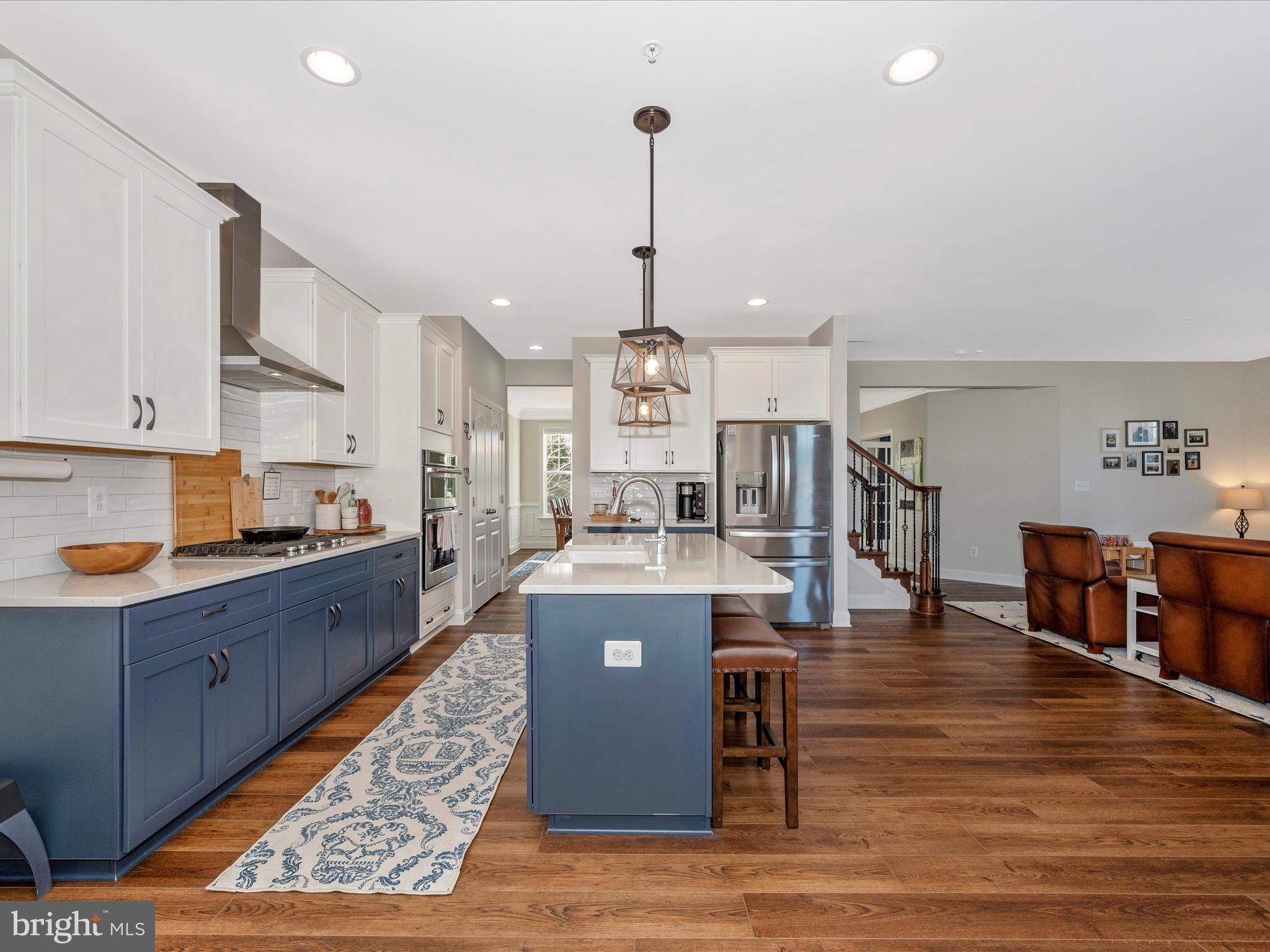1132 Long Farm Cir