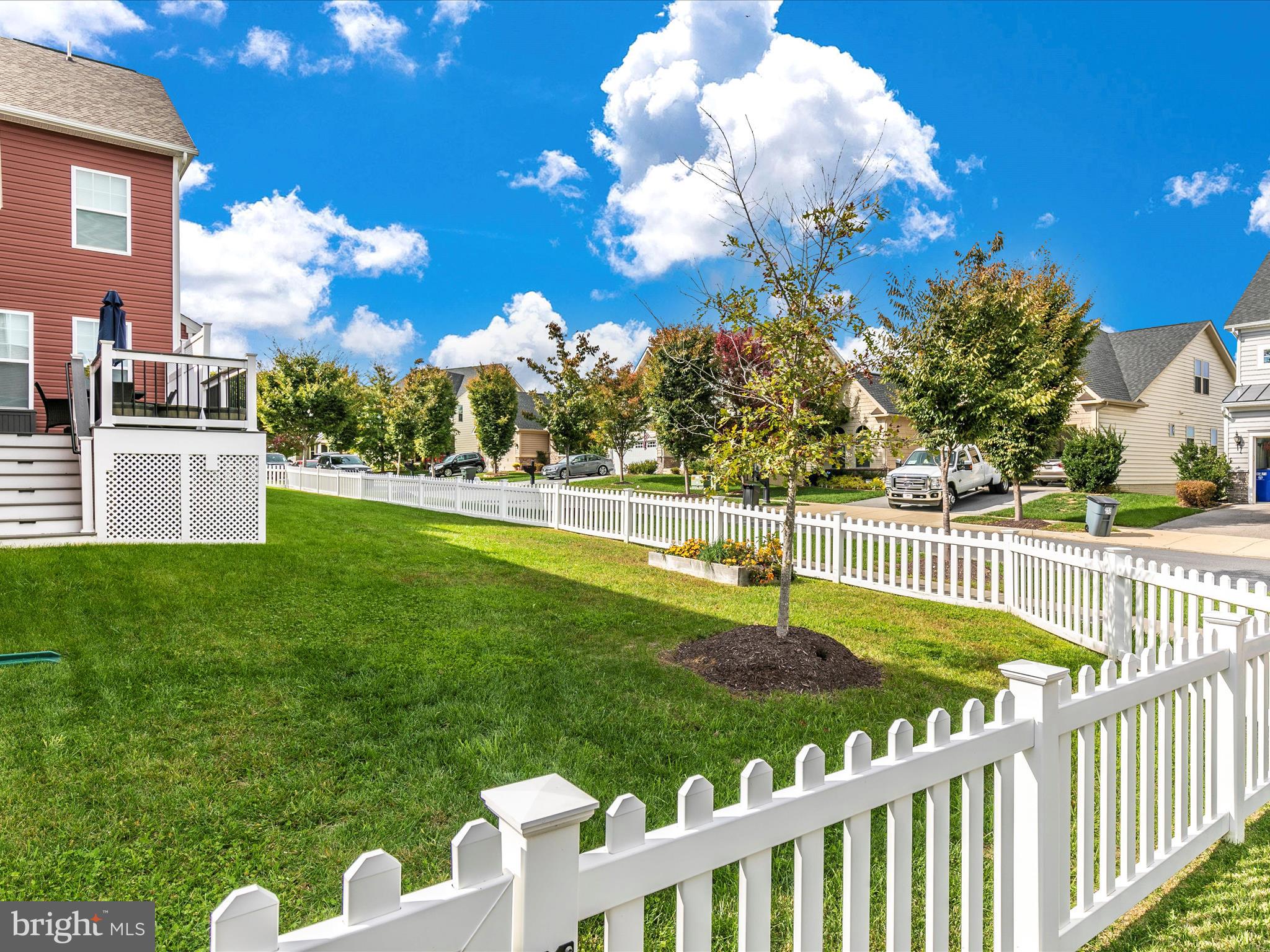 1132 Long Farm Cir