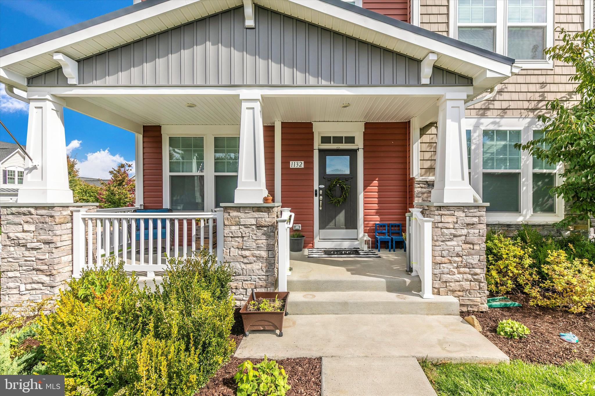 1132 Long Farm Cir