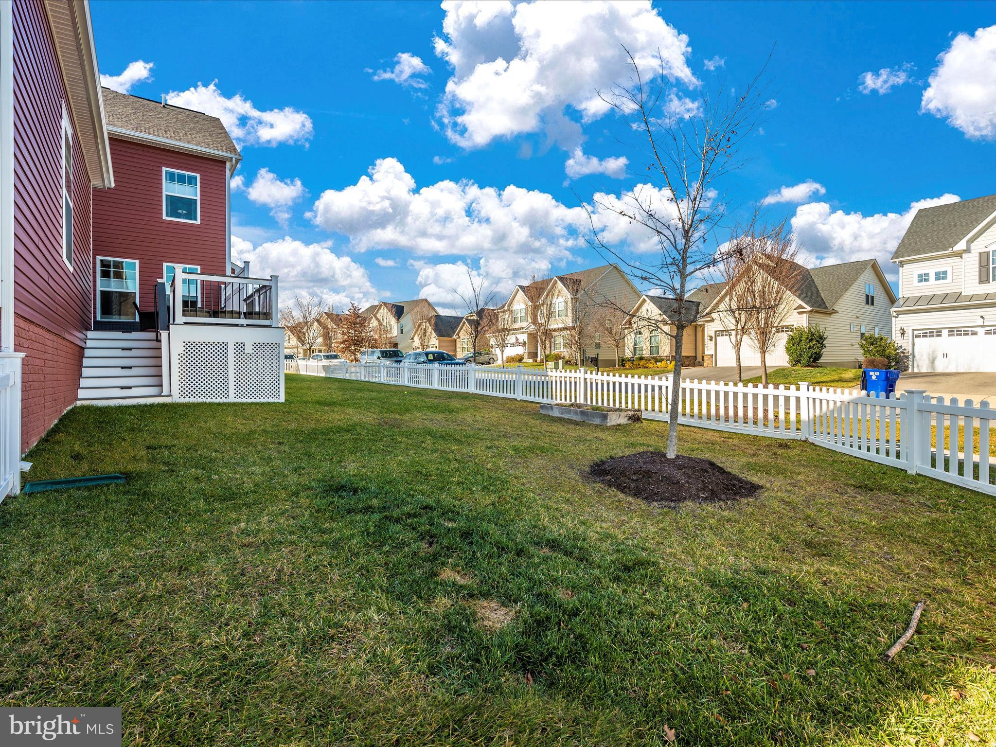 1132 Long Farm Cir