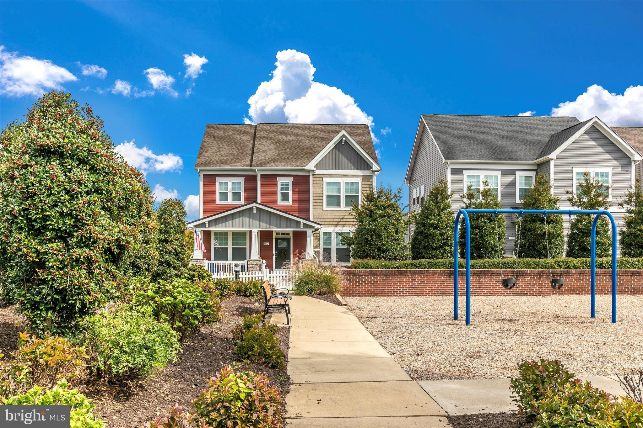 1132 Long Farm Cir
