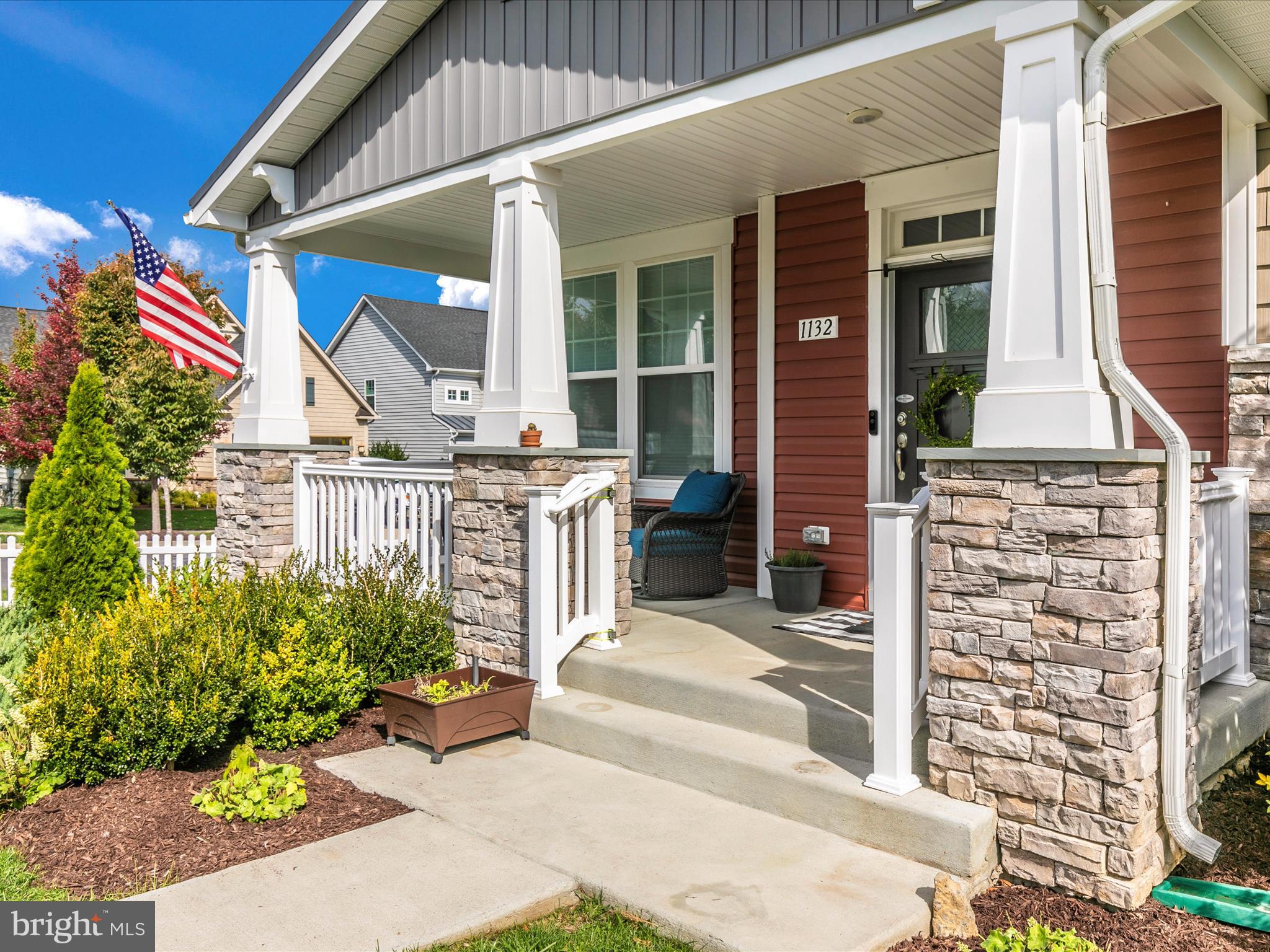 1132 Long Farm Cir