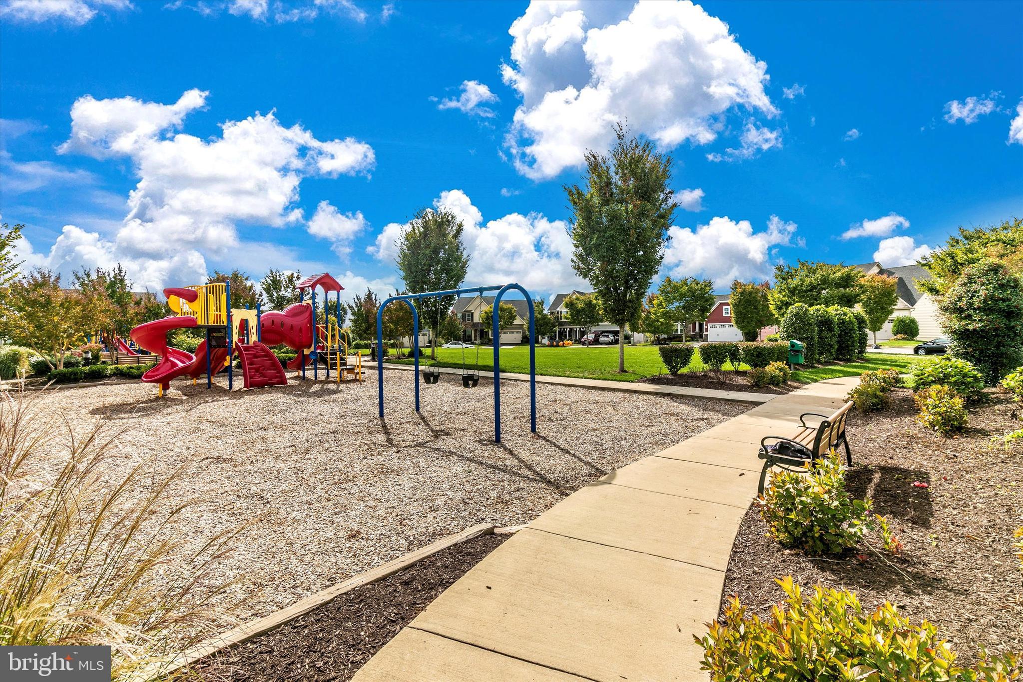 1132 Long Farm Cir