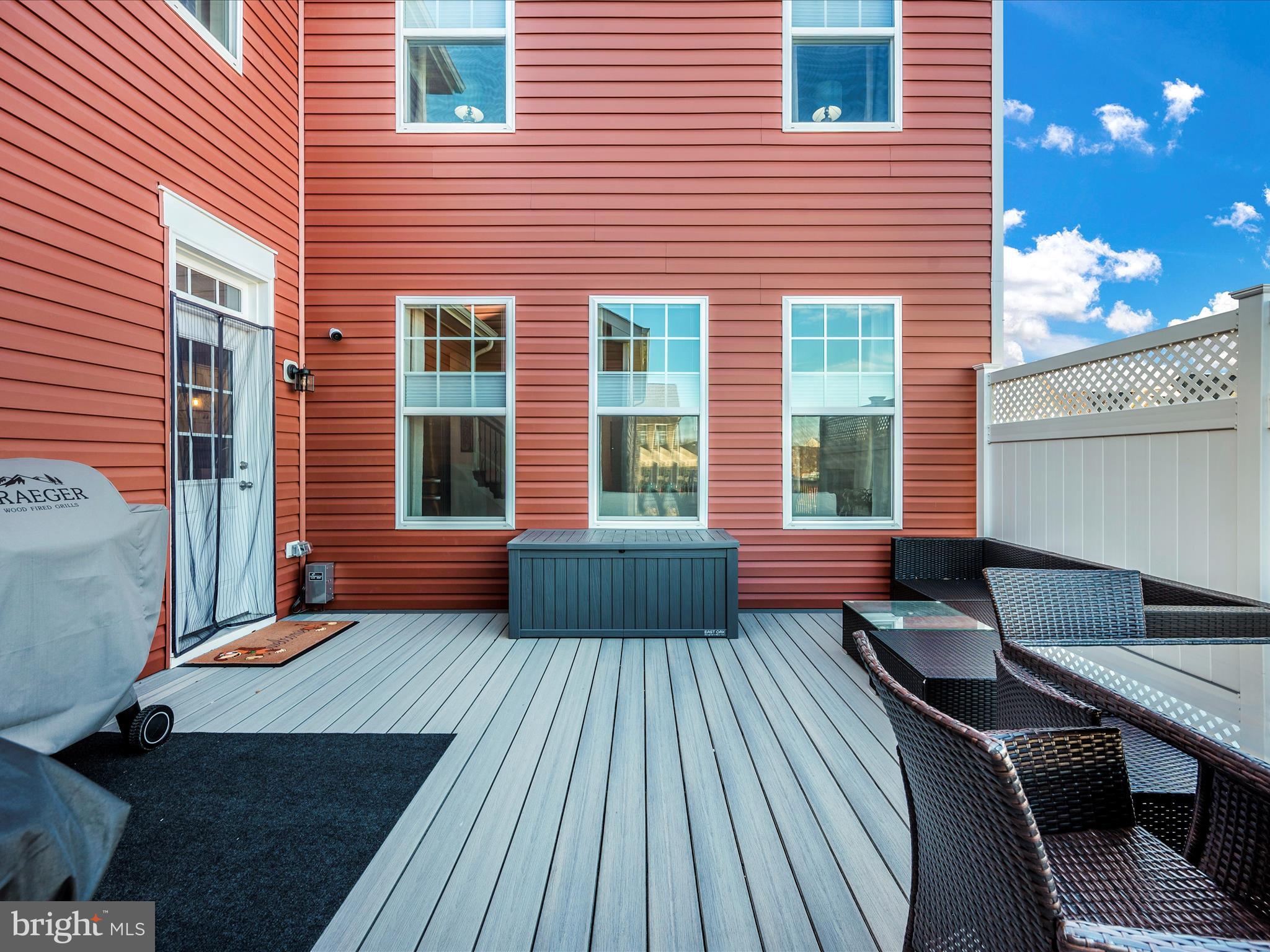 1132 Long Farm Cir