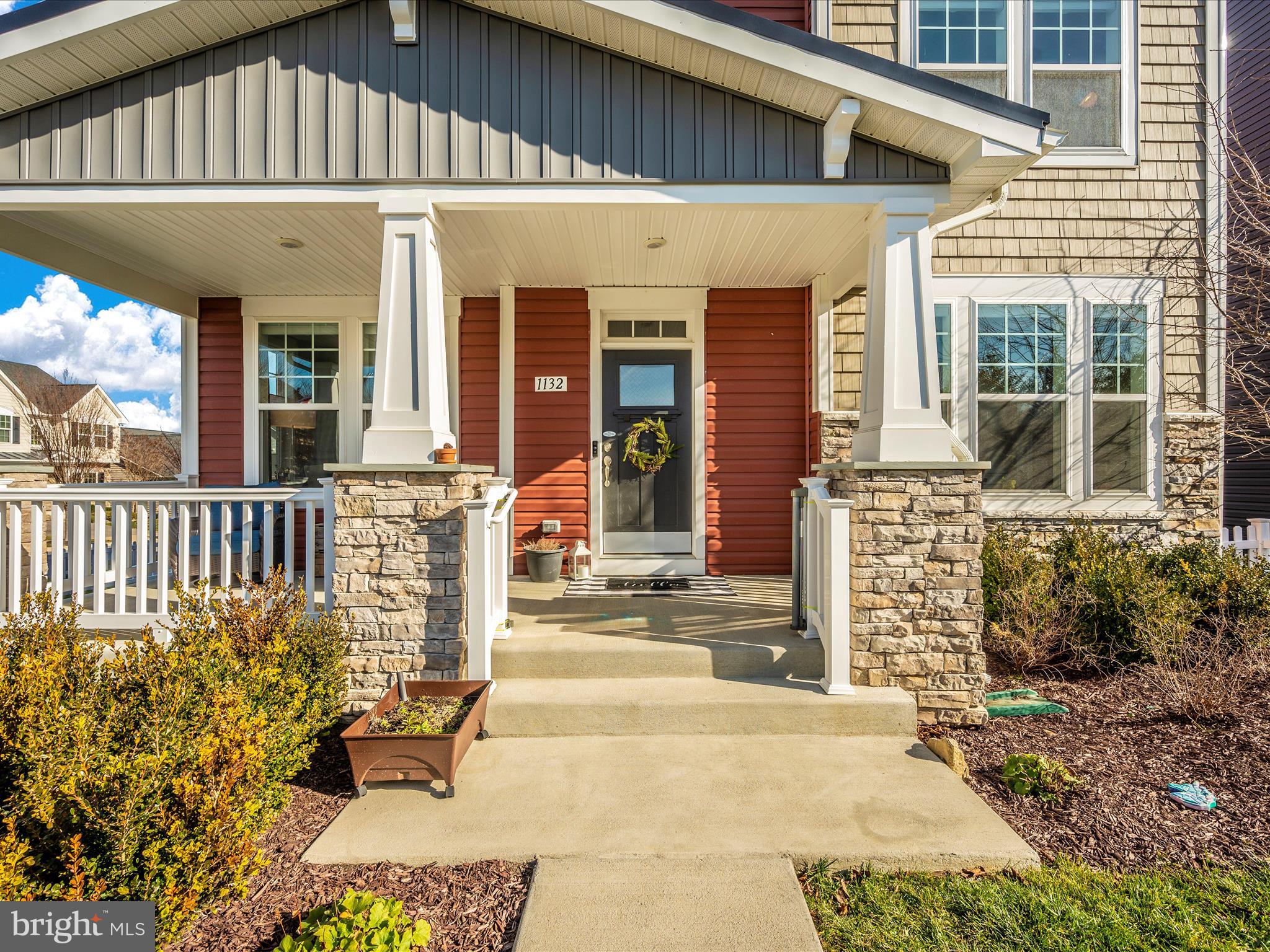 1132 Long Farm Cir