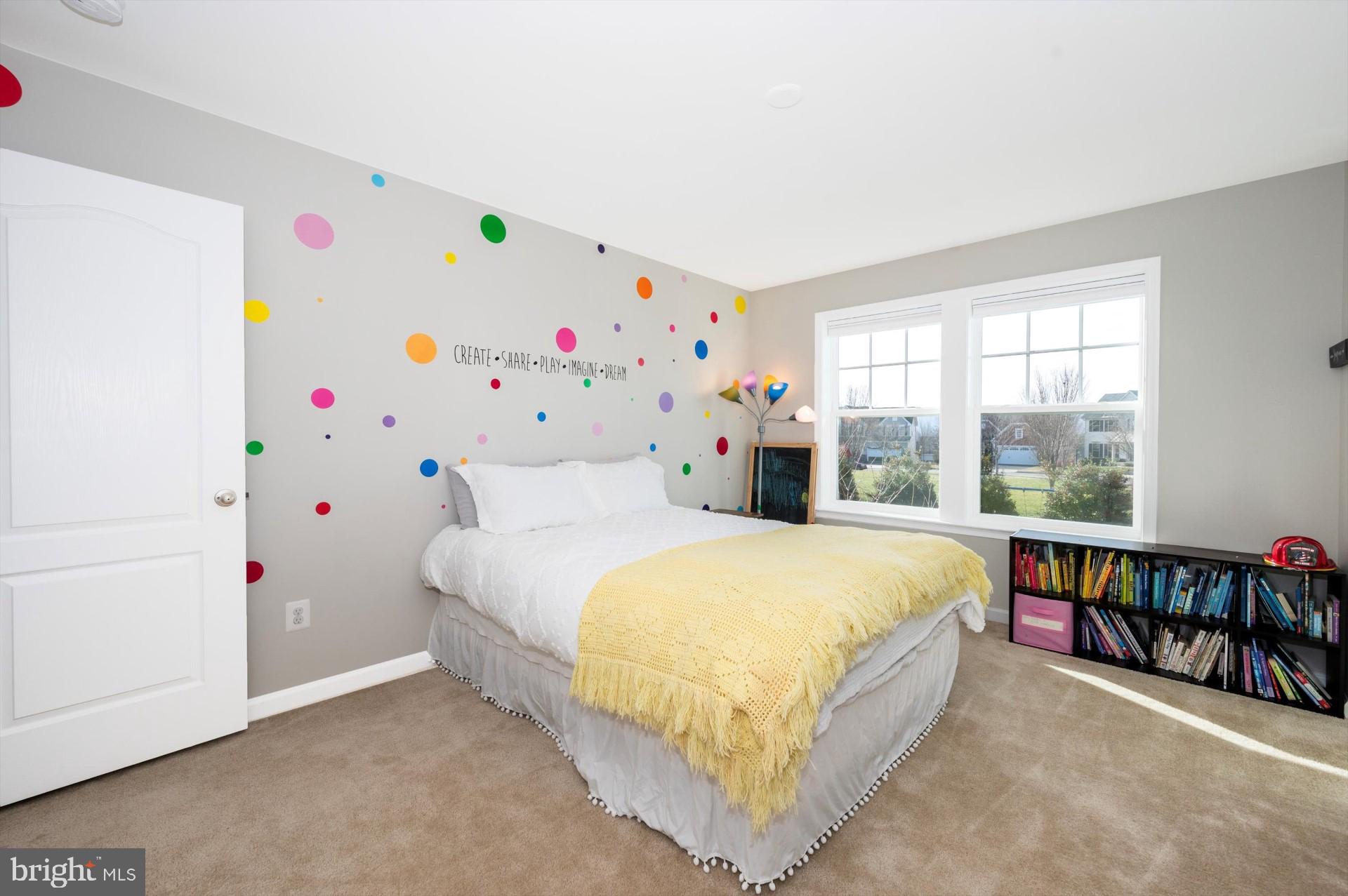 1132 Long Farm Cir