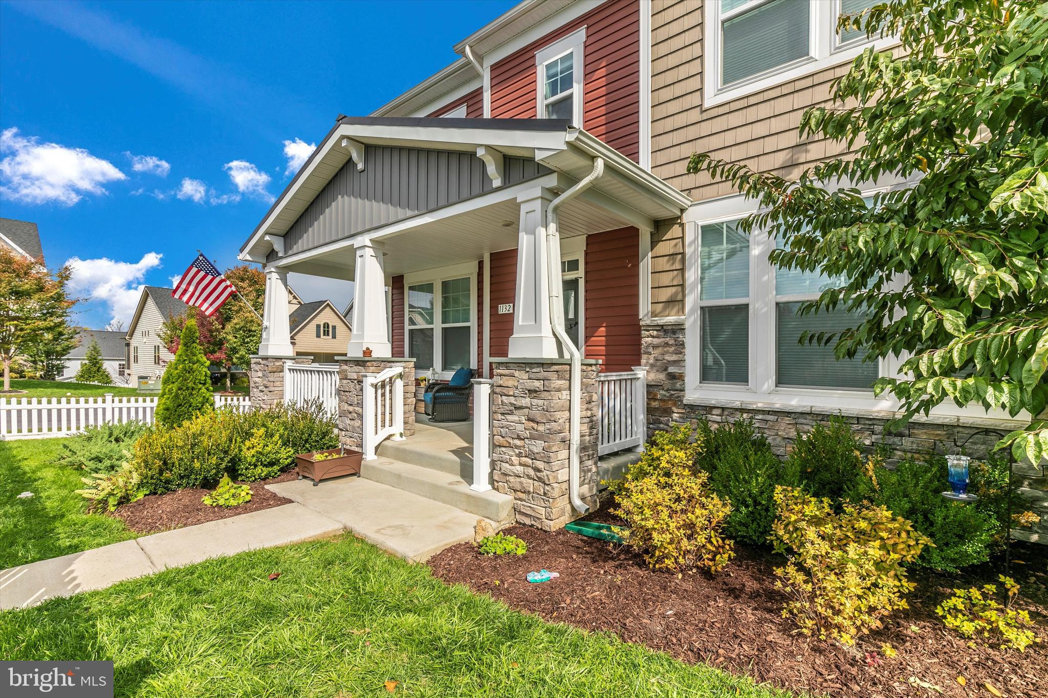 1132 Long Farm Cir