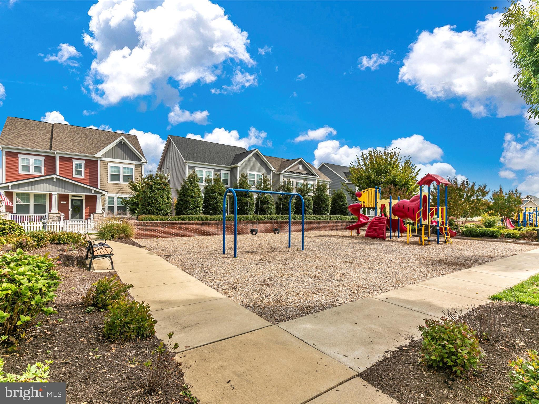 1132 Long Farm Cir