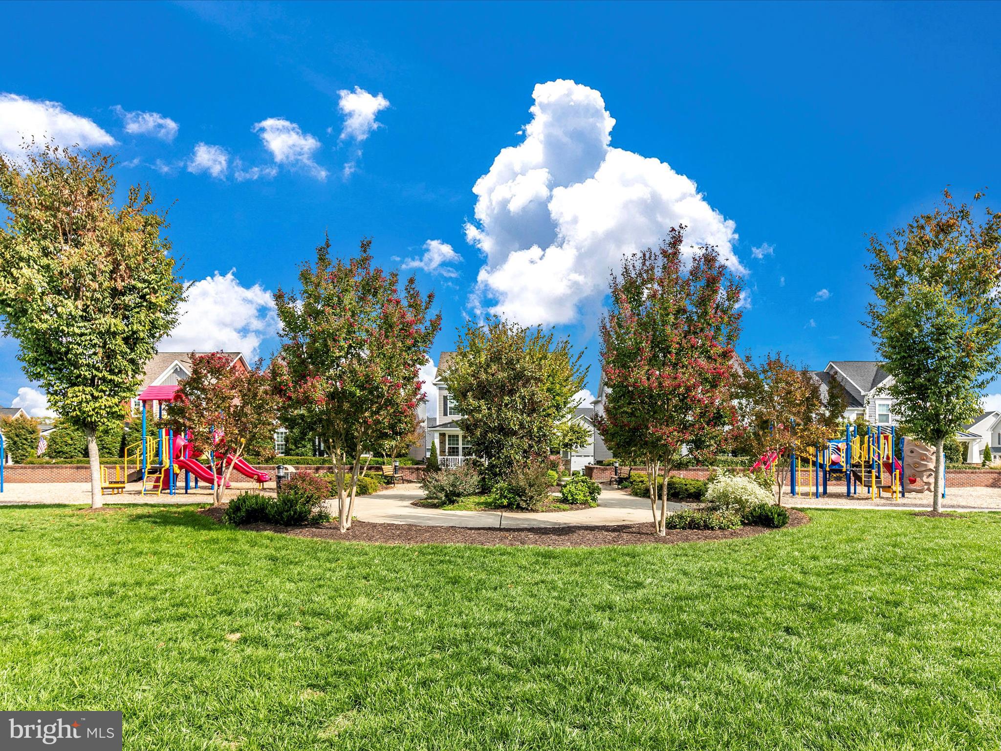 1132 Long Farm Cir