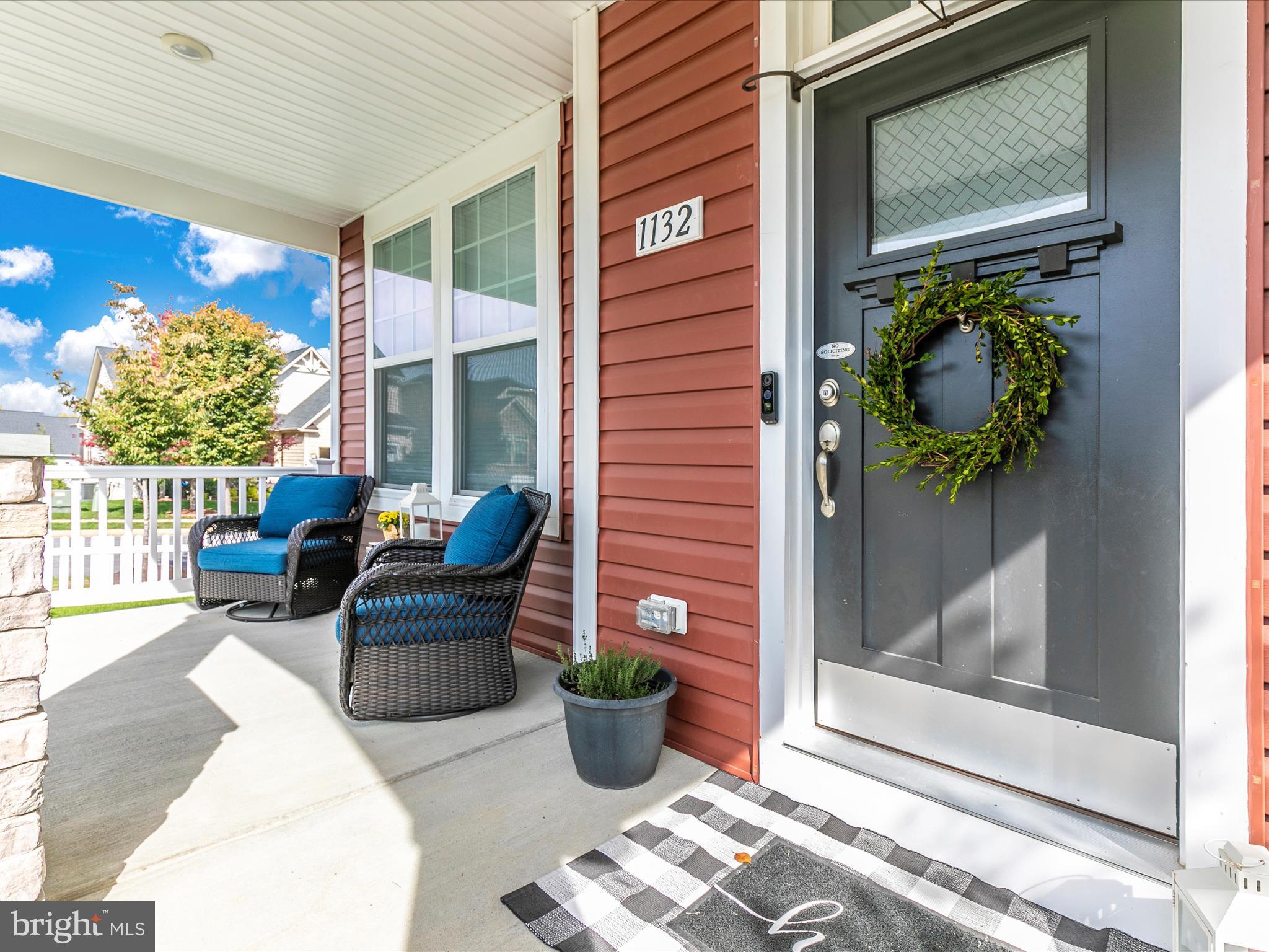 1132 Long Farm Cir