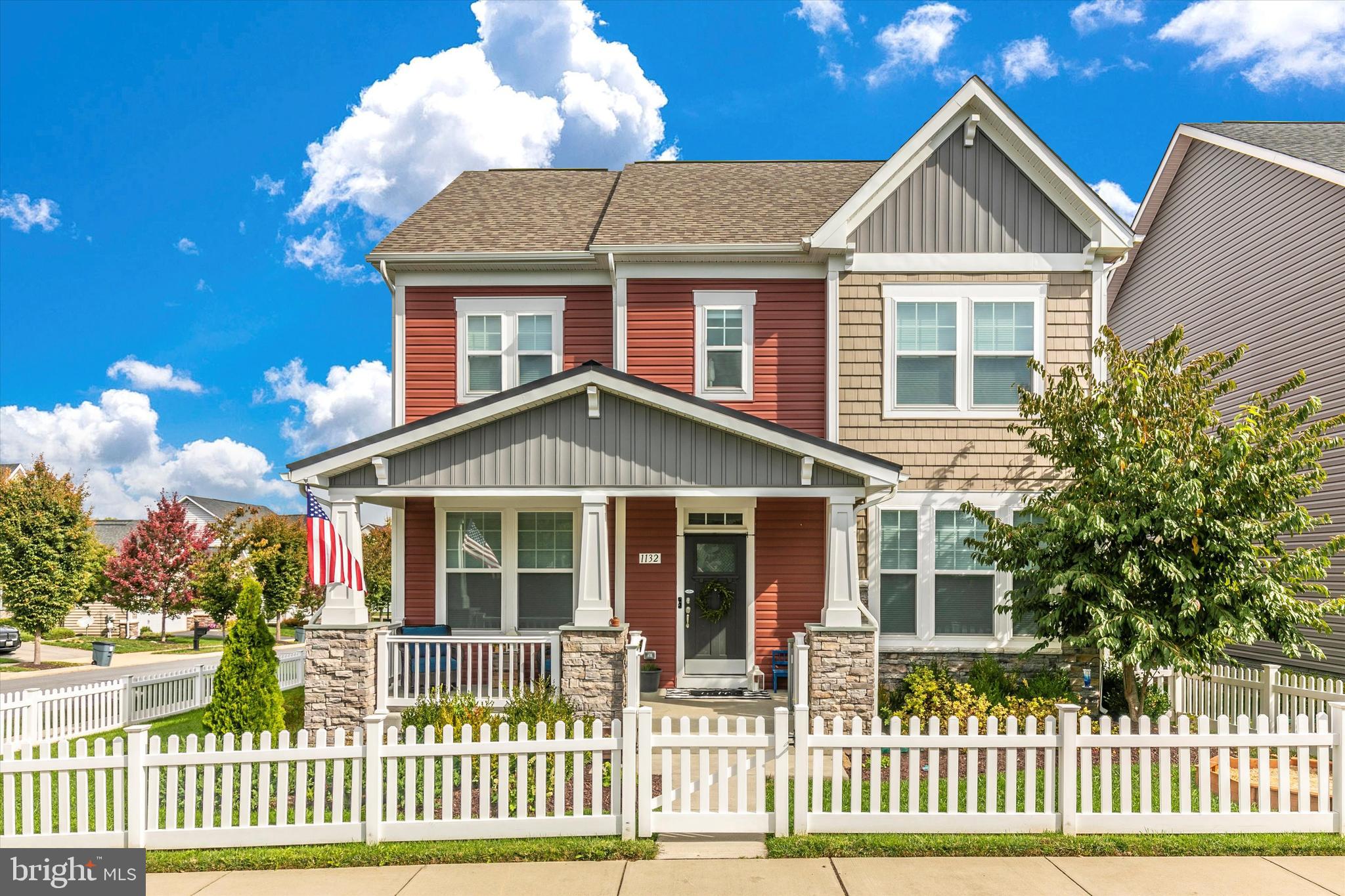 1132 Long Farm Cir