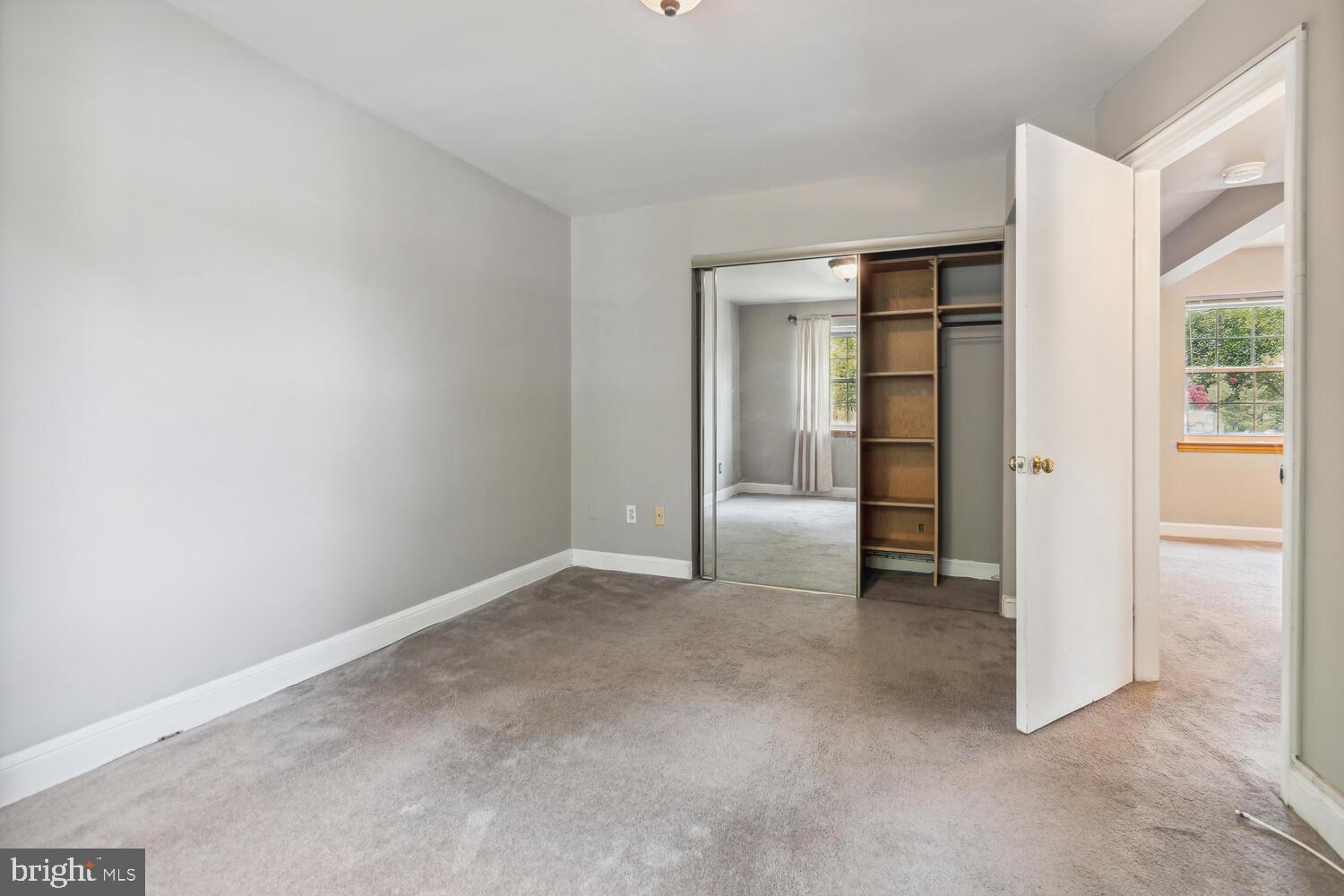 2111 N Scott STREET N Unit: 57