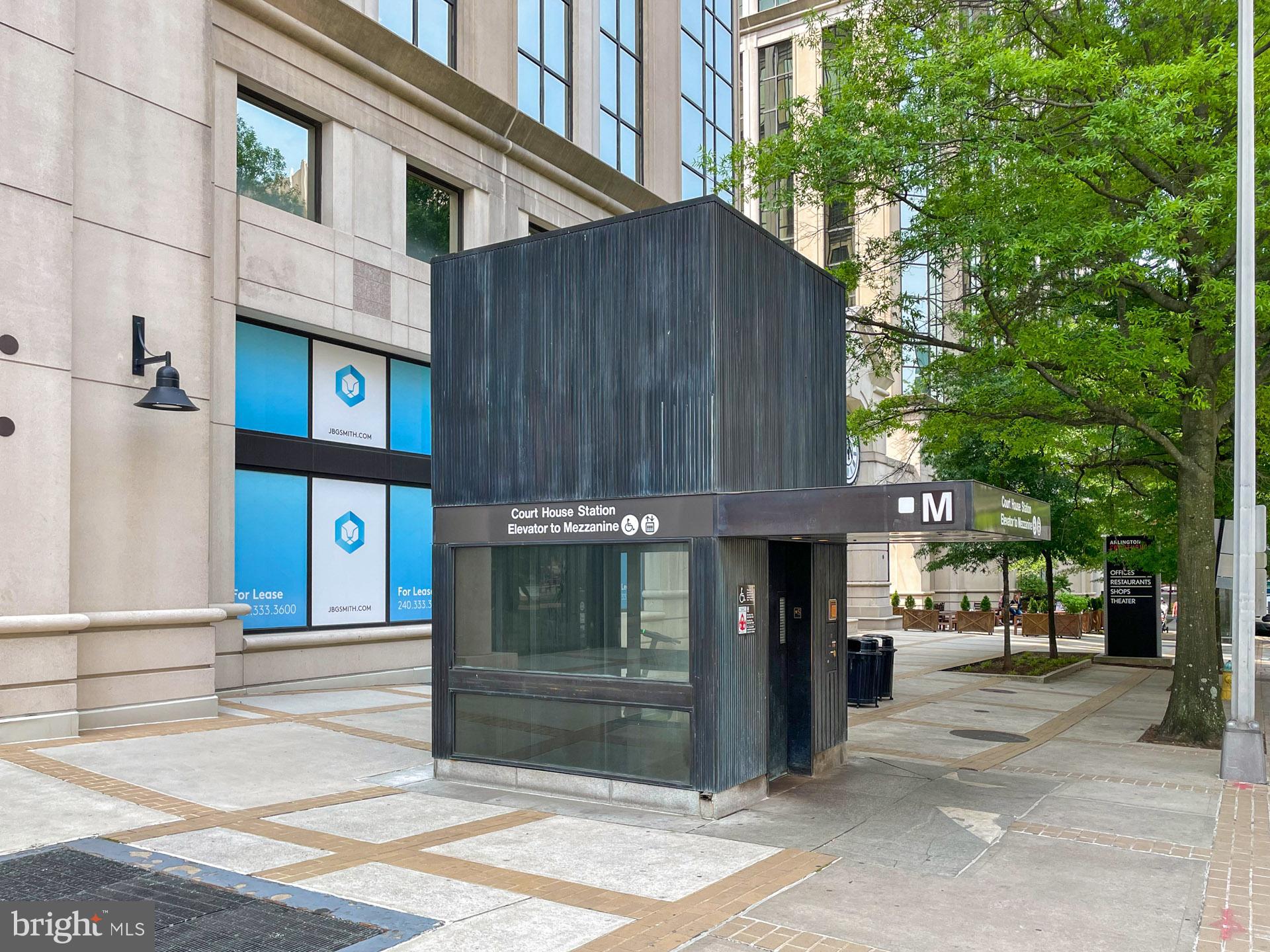 1700B Clarendon BOULEVARD Unit: 124