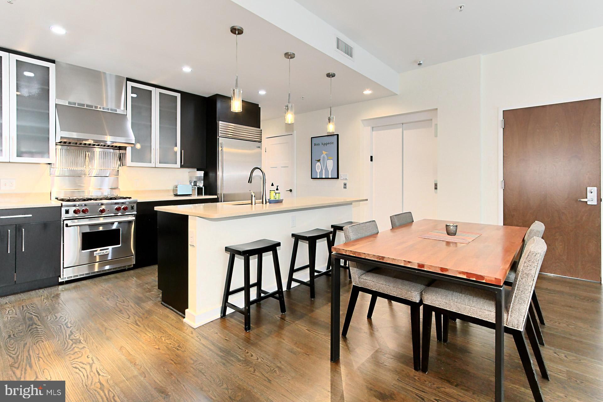 1700B Clarendon BOULEVARD Unit: 124