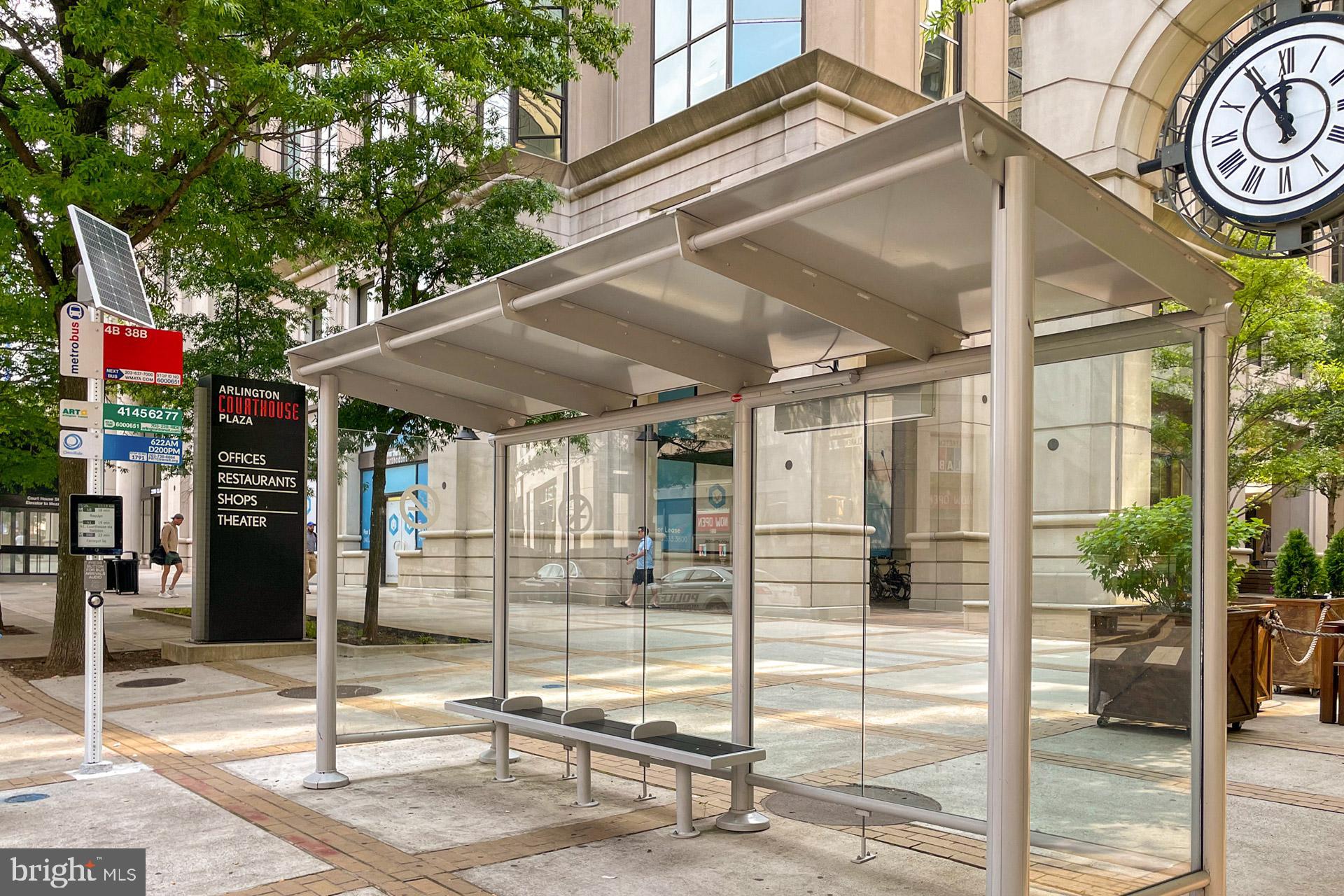 1700B Clarendon BOULEVARD Unit: 124