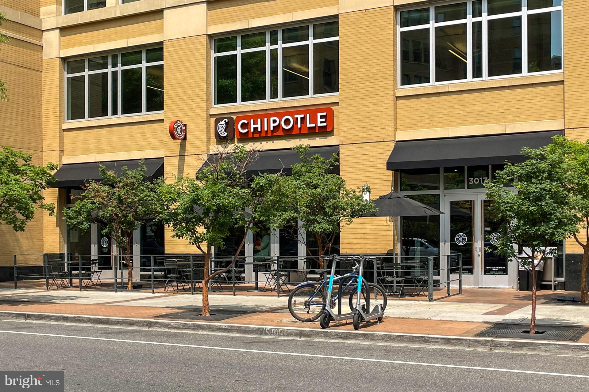 1700B Clarendon BOULEVARD Unit: 124