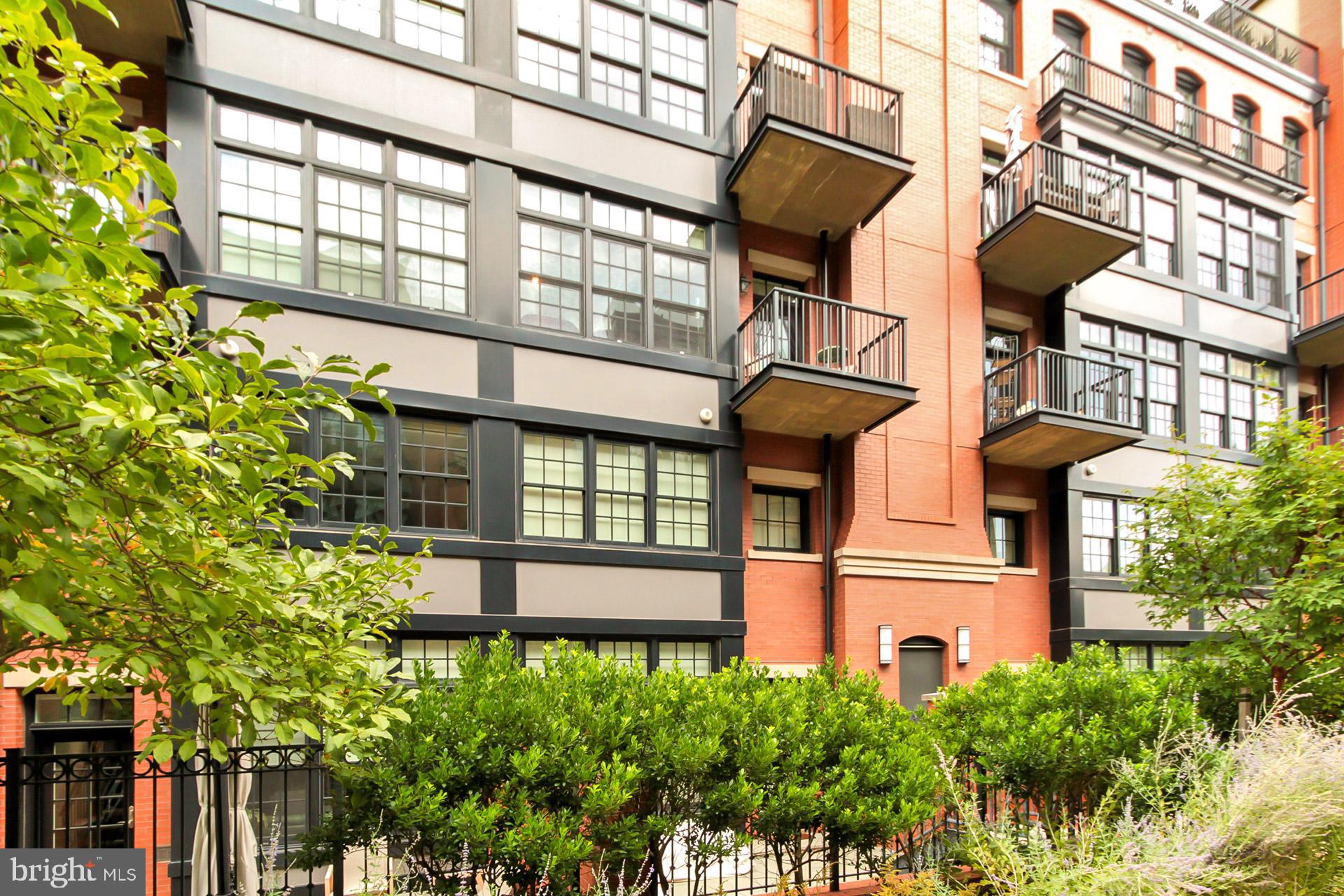 1700B Clarendon BOULEVARD Unit: 124
