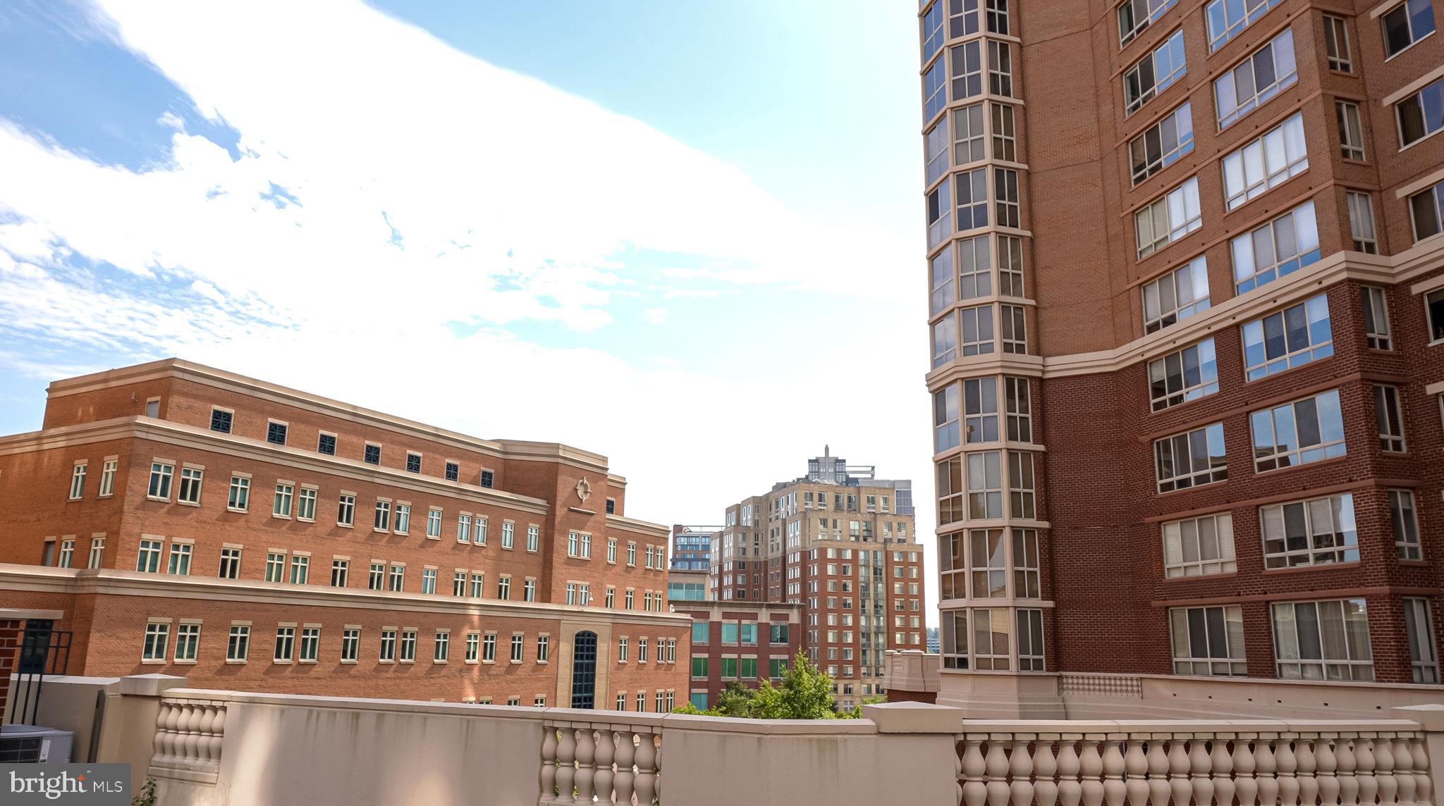 2181 Jamieson AVENUE Unit: 1501
