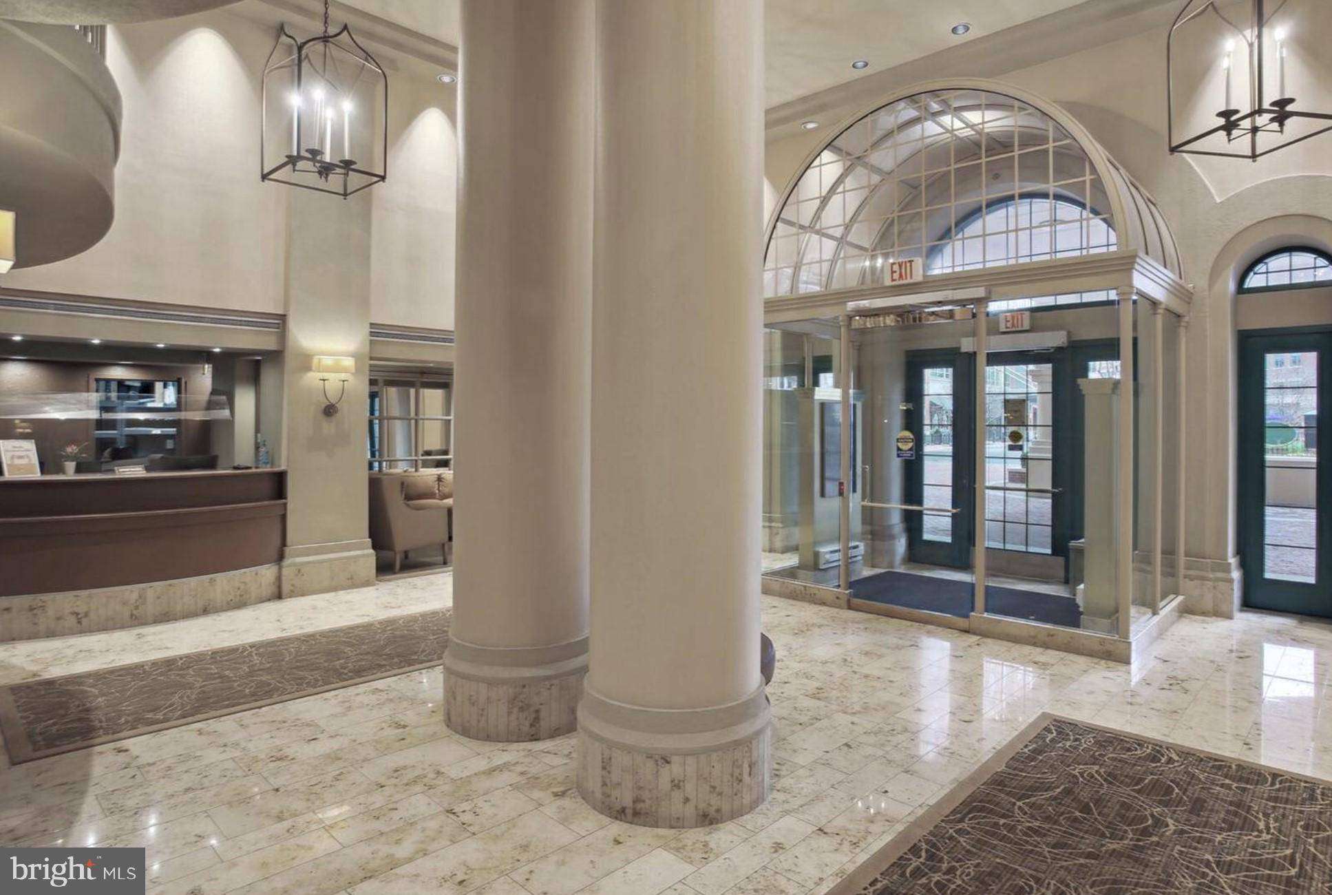 2181 Jamieson AVENUE Unit: 1501