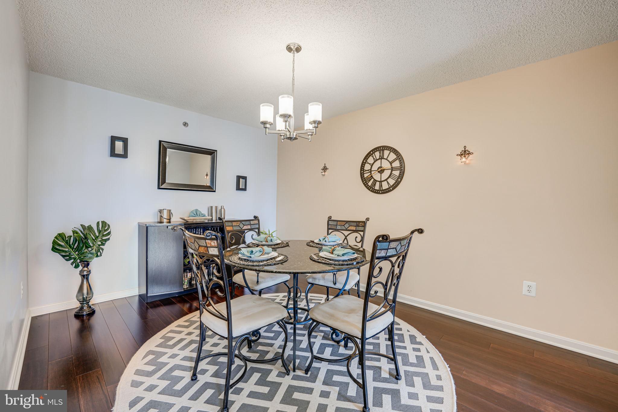 2181 Jamieson AVENUE Unit: 1501