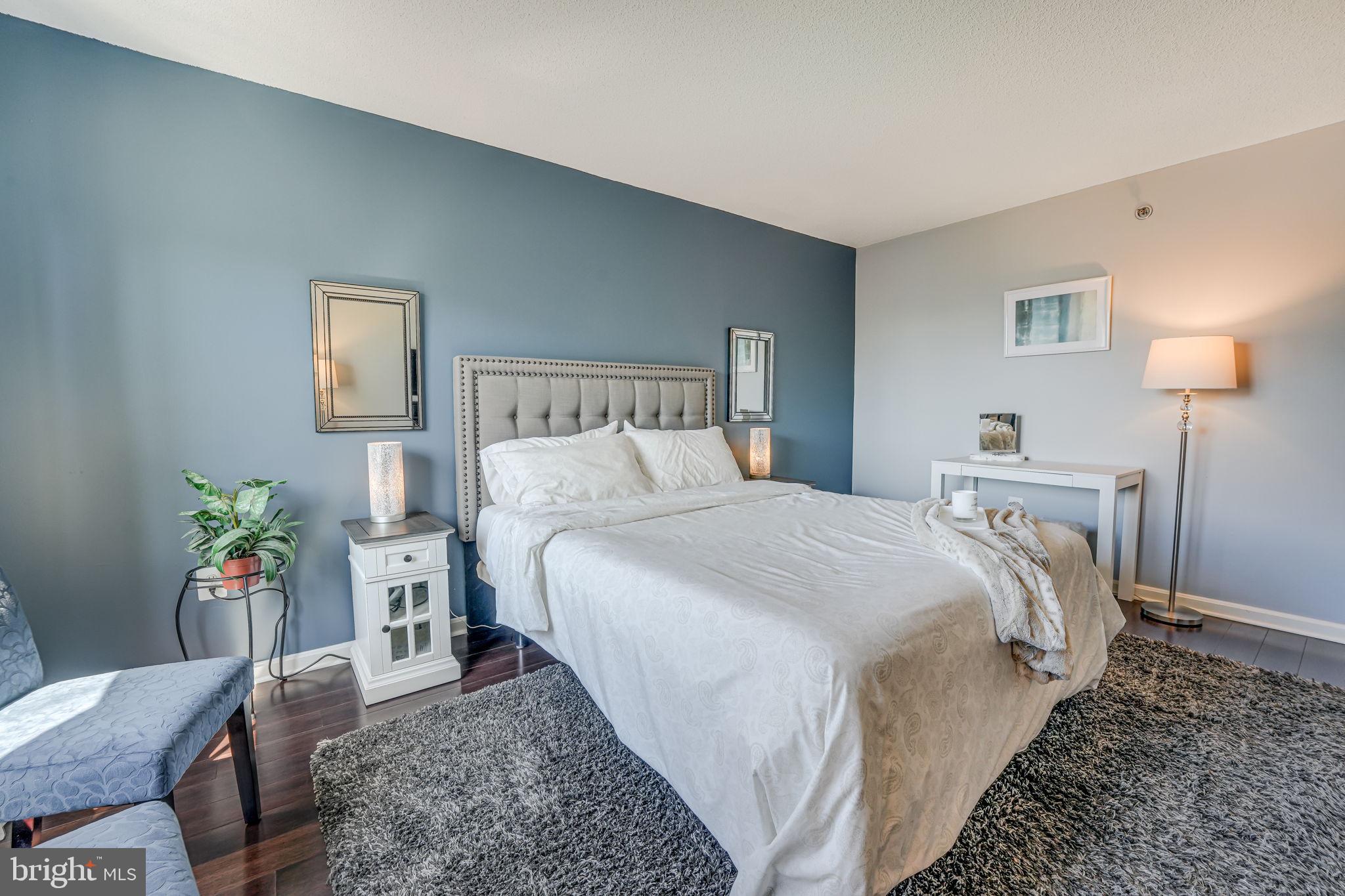 2181 Jamieson AVENUE Unit: 1501