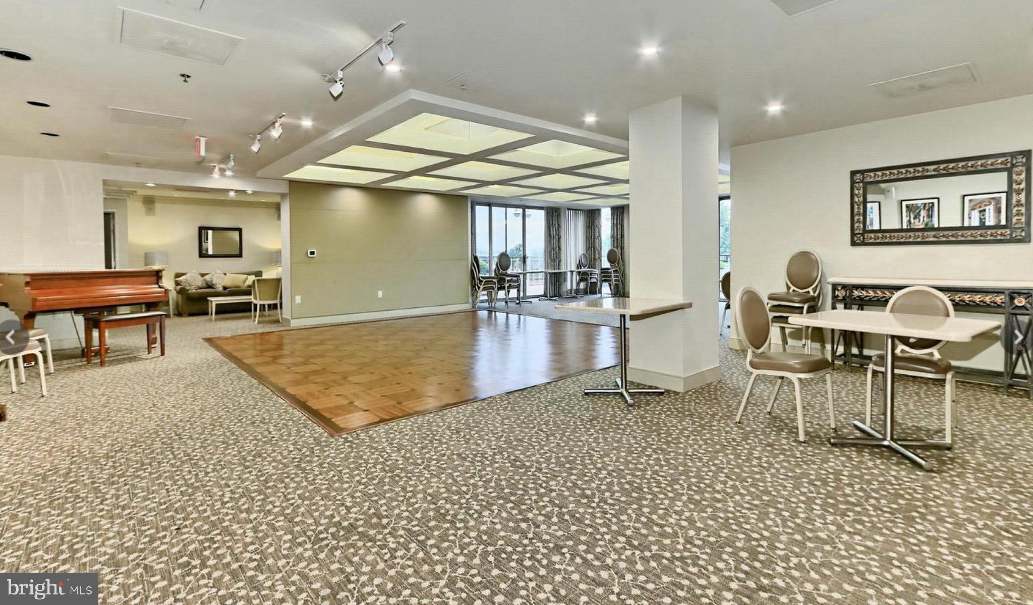 2121 Jamieson AVENUE Unit: 609