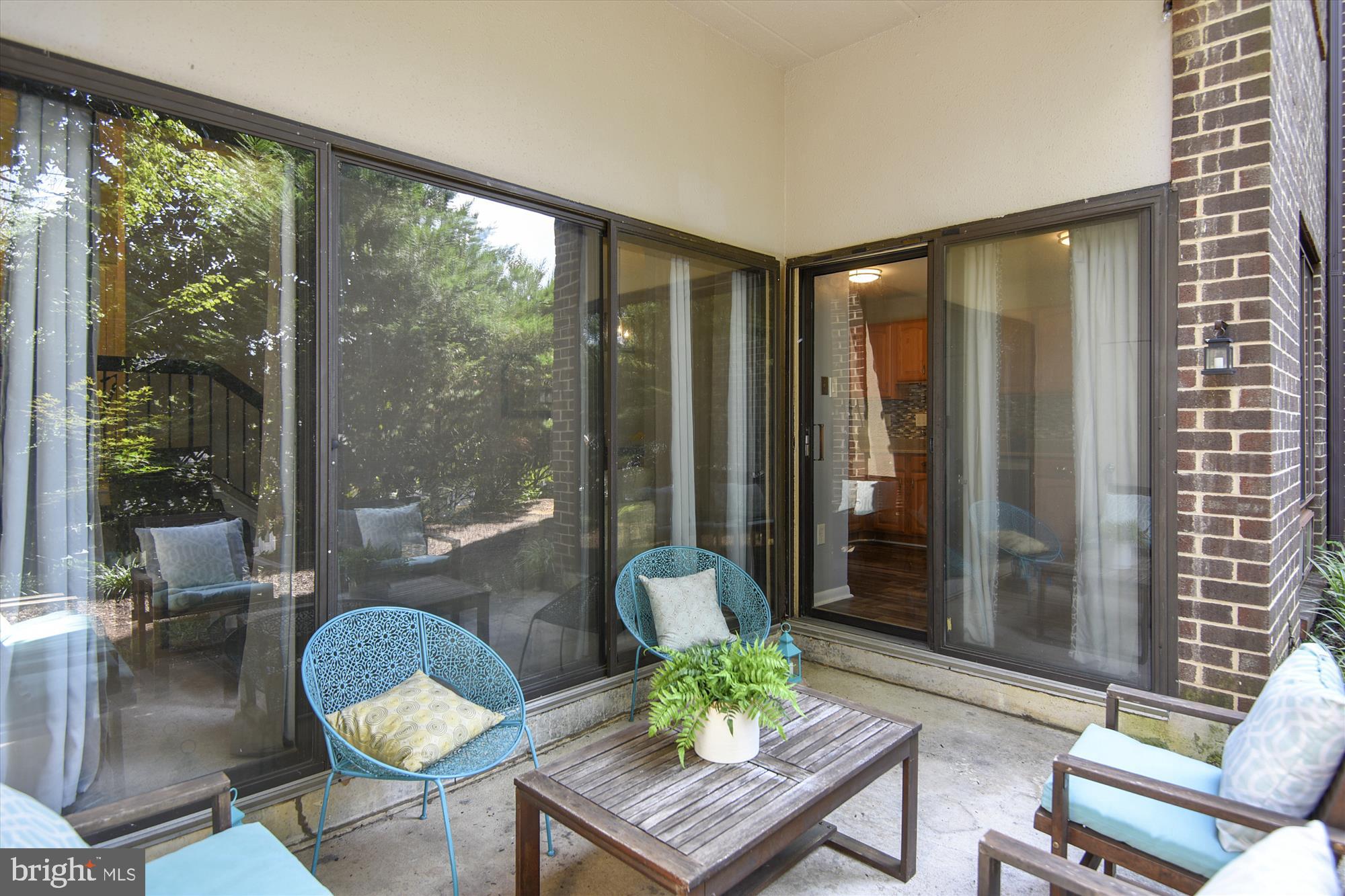 124 Roberts Lane Unit: 100