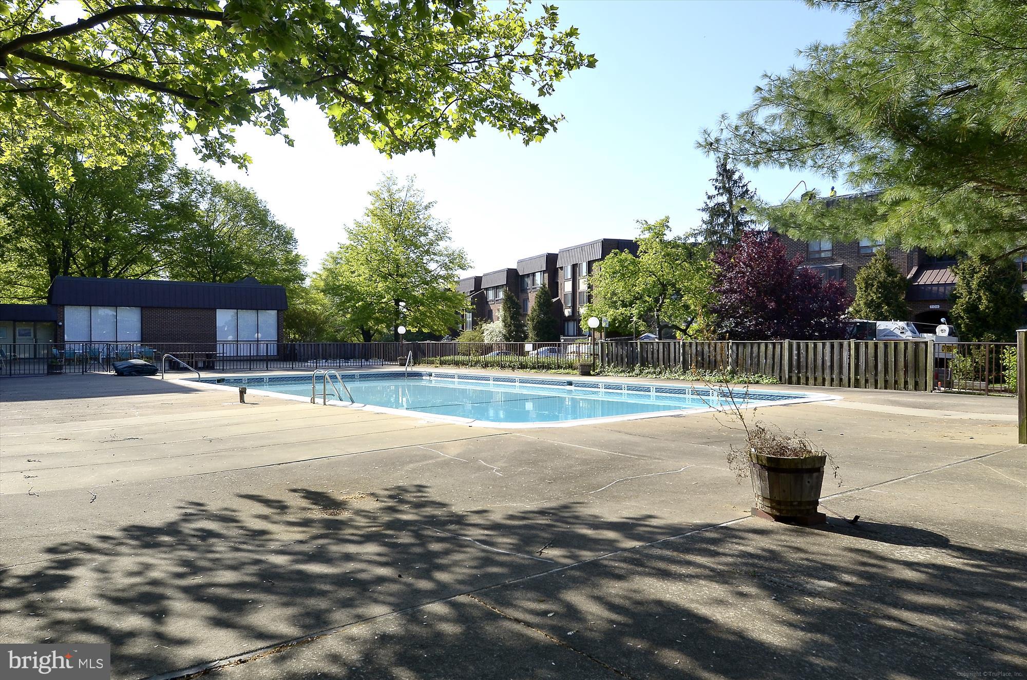 124 Roberts Lane Unit: 100