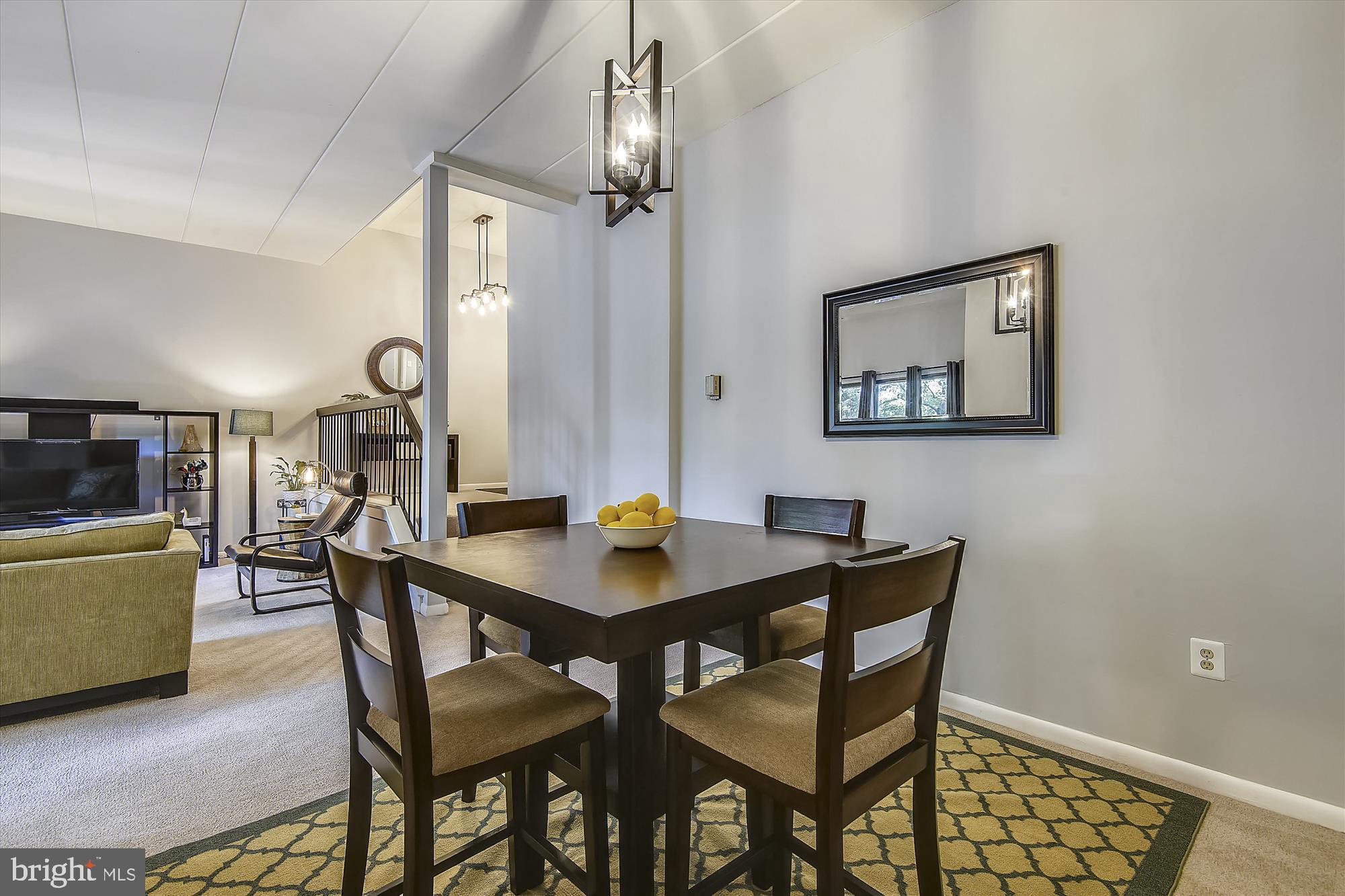 124 Roberts Lane Unit: 100