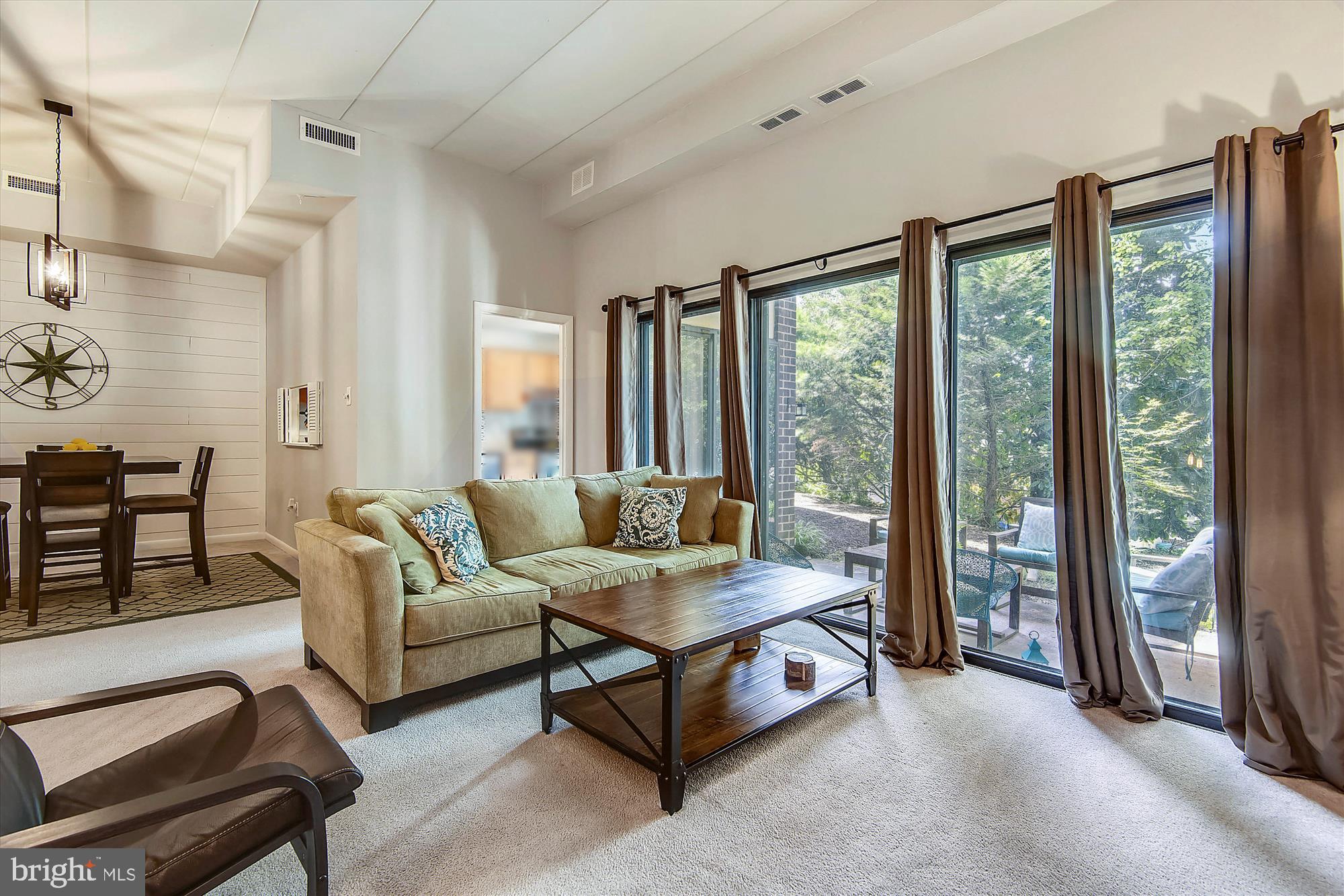 124 Roberts Lane Unit: 100