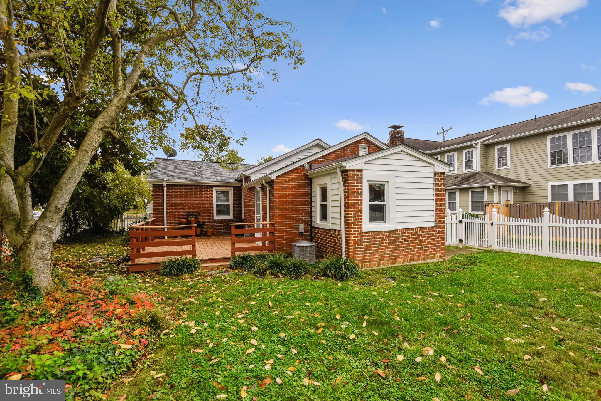 214 E MONROE AVE