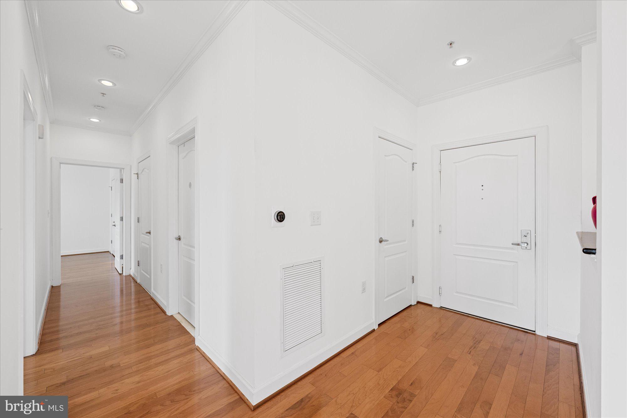 400 Cameron Station Blvd #305