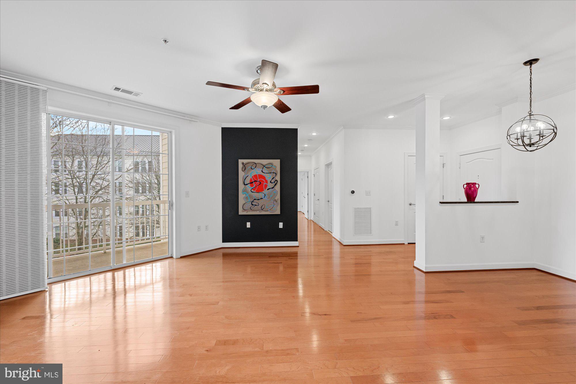 400 Cameron Station Blvd #305