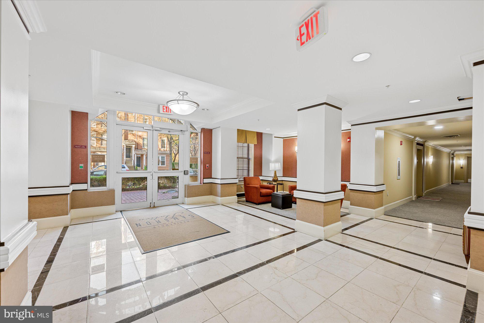 400 Cameron Station Blvd #305