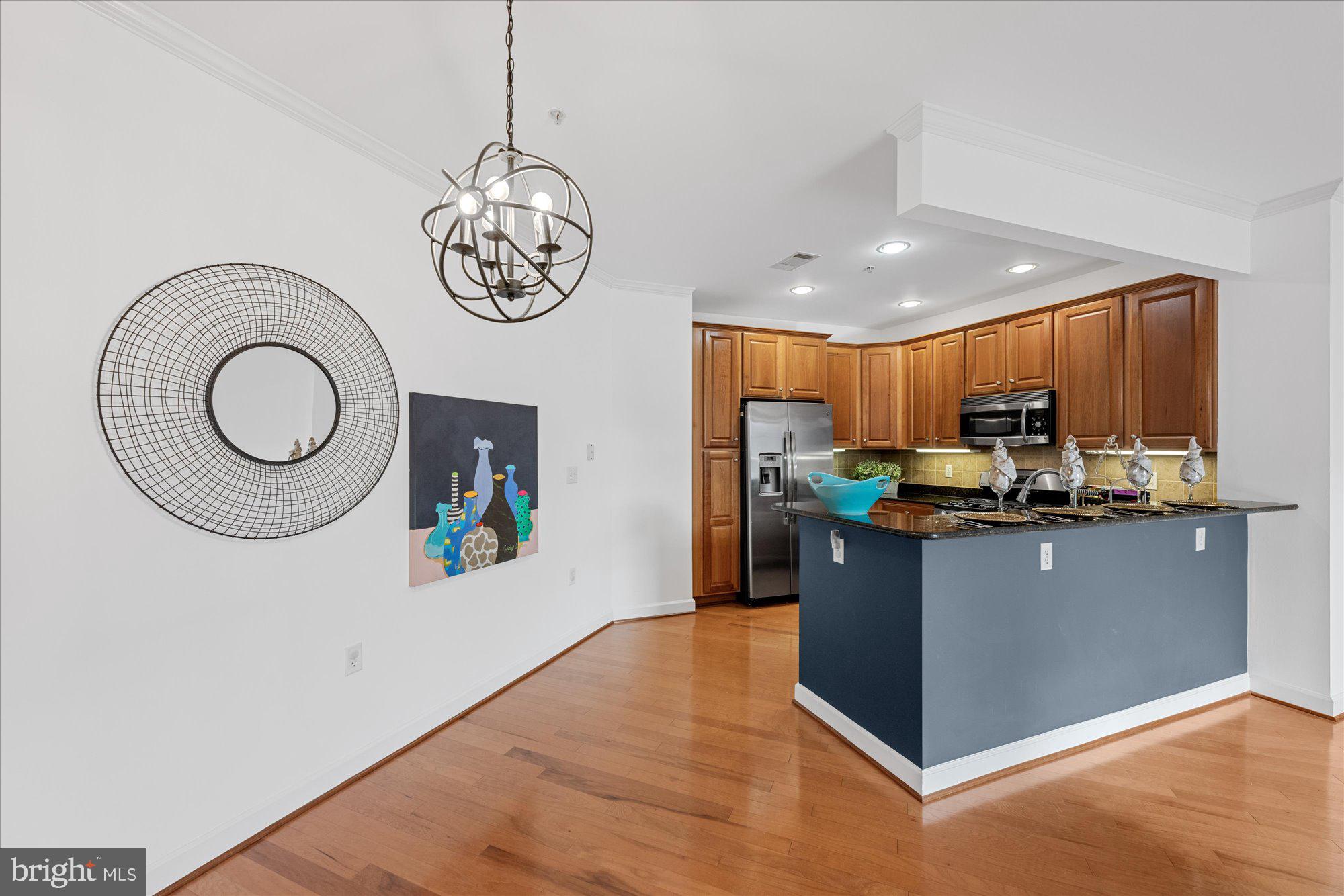 400 Cameron Station Blvd #305