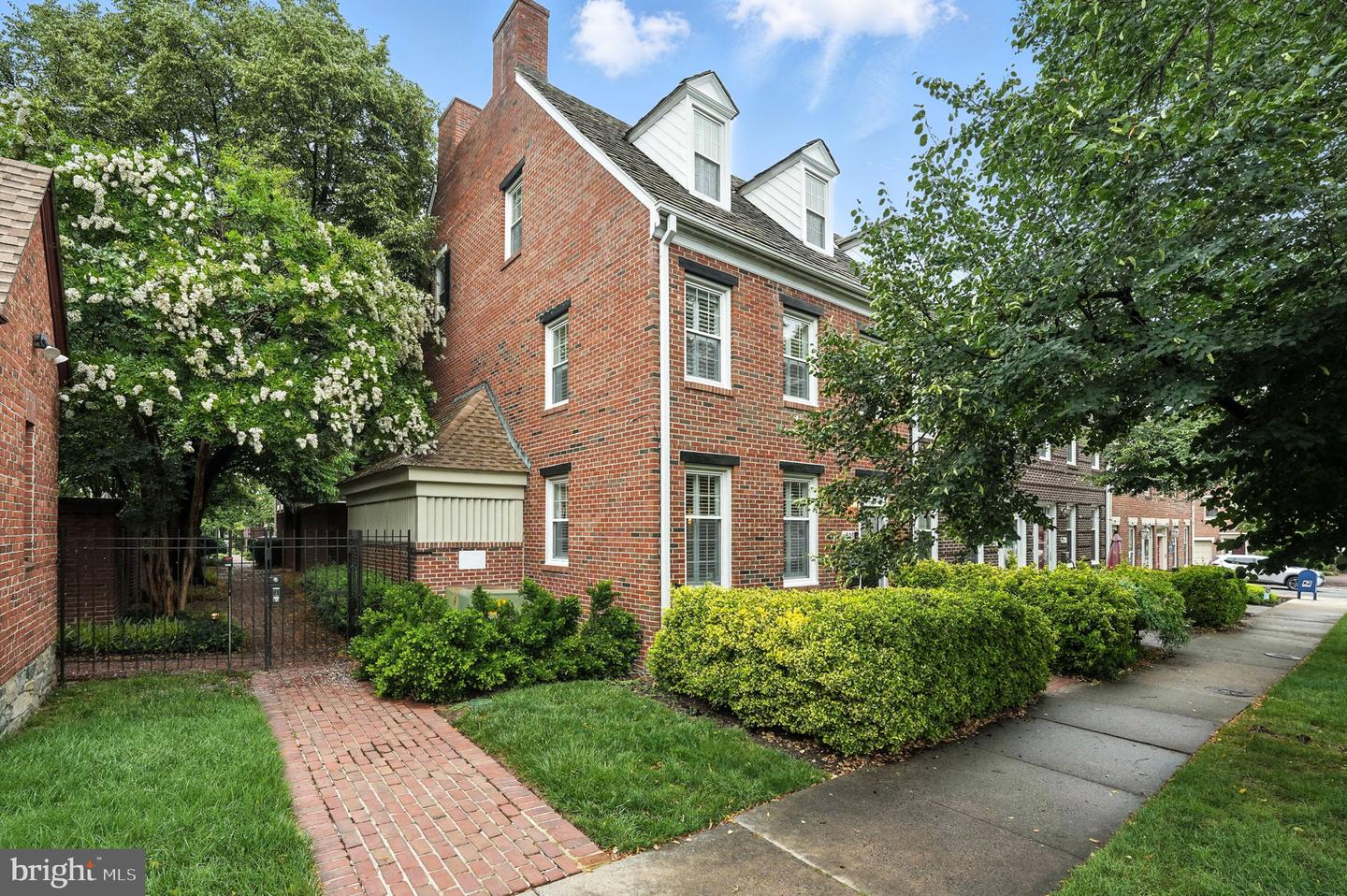 809 Franklin St