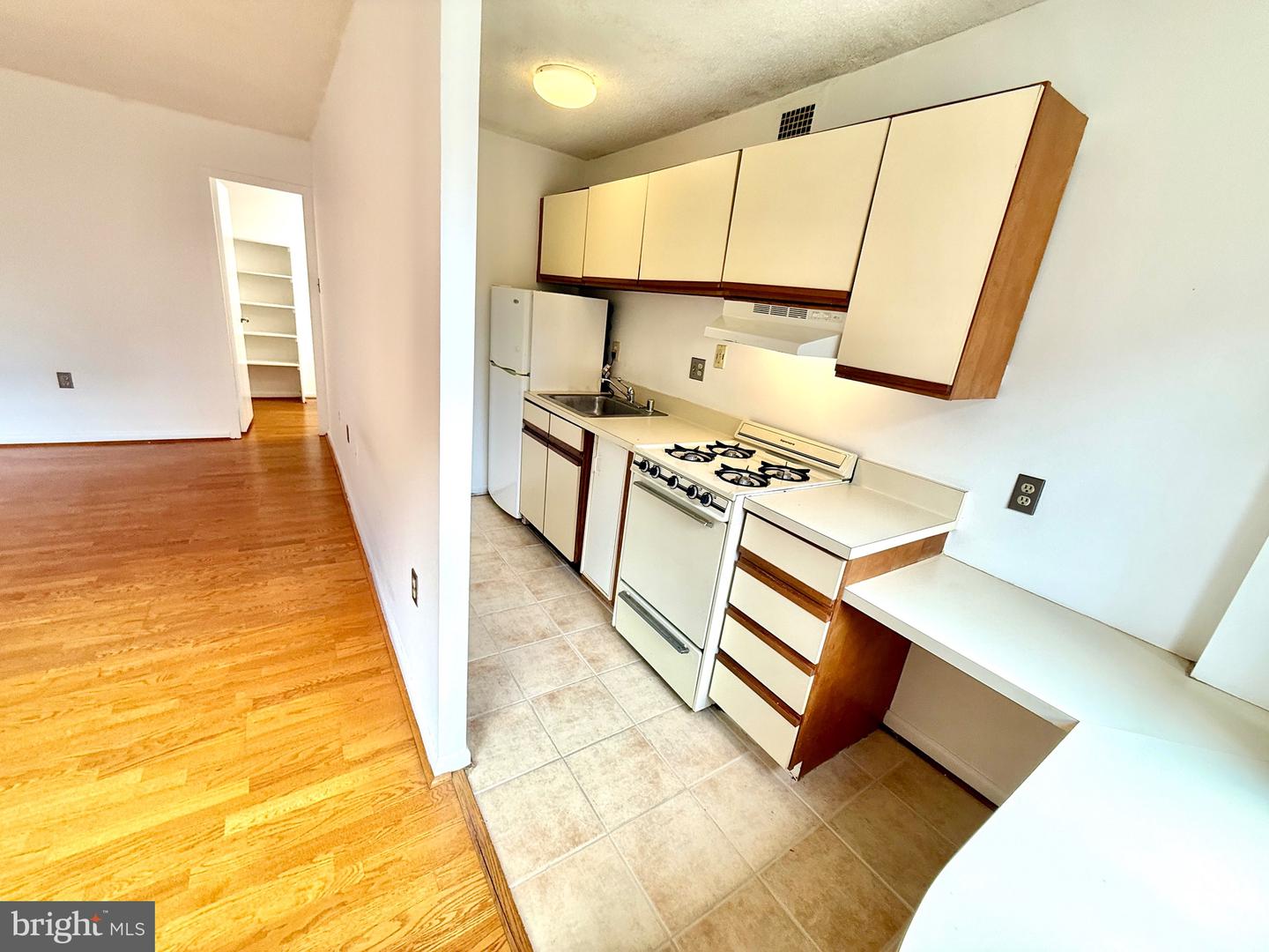 2500 N van Dorn St #318