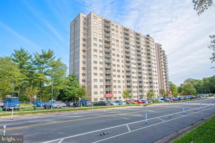 2500 N van Dorn St #318