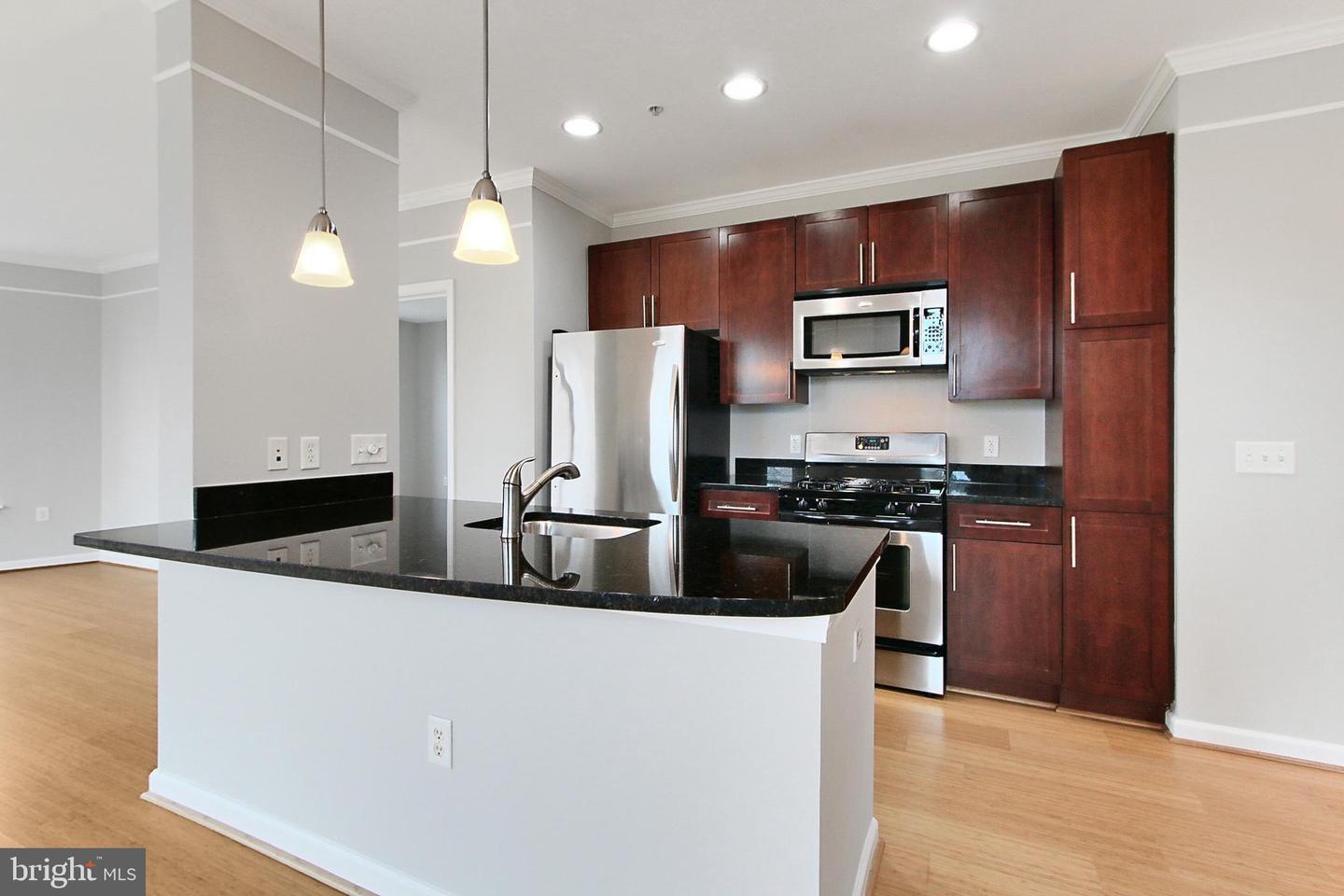444 W Broad St #229