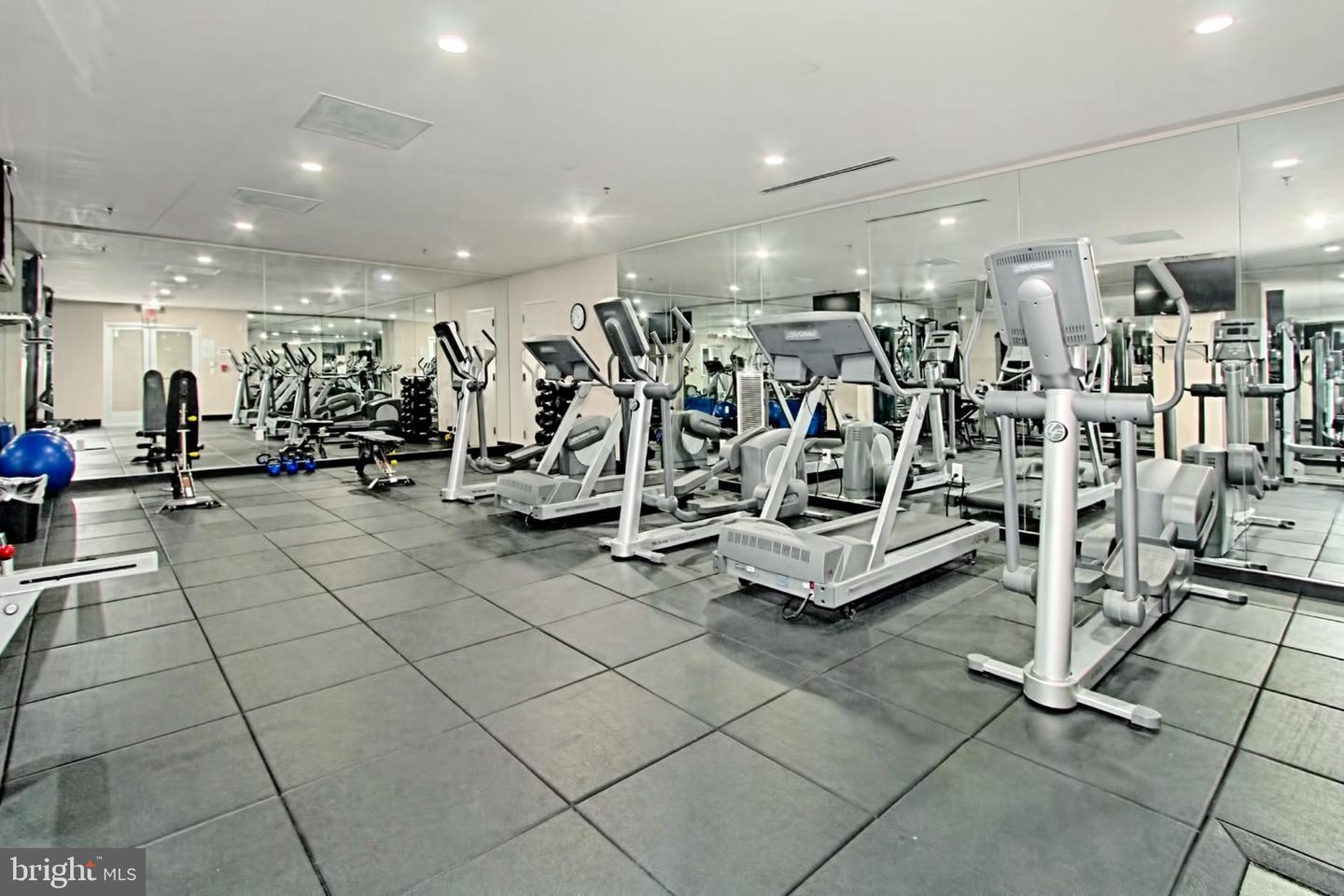 444 W Broad St #229