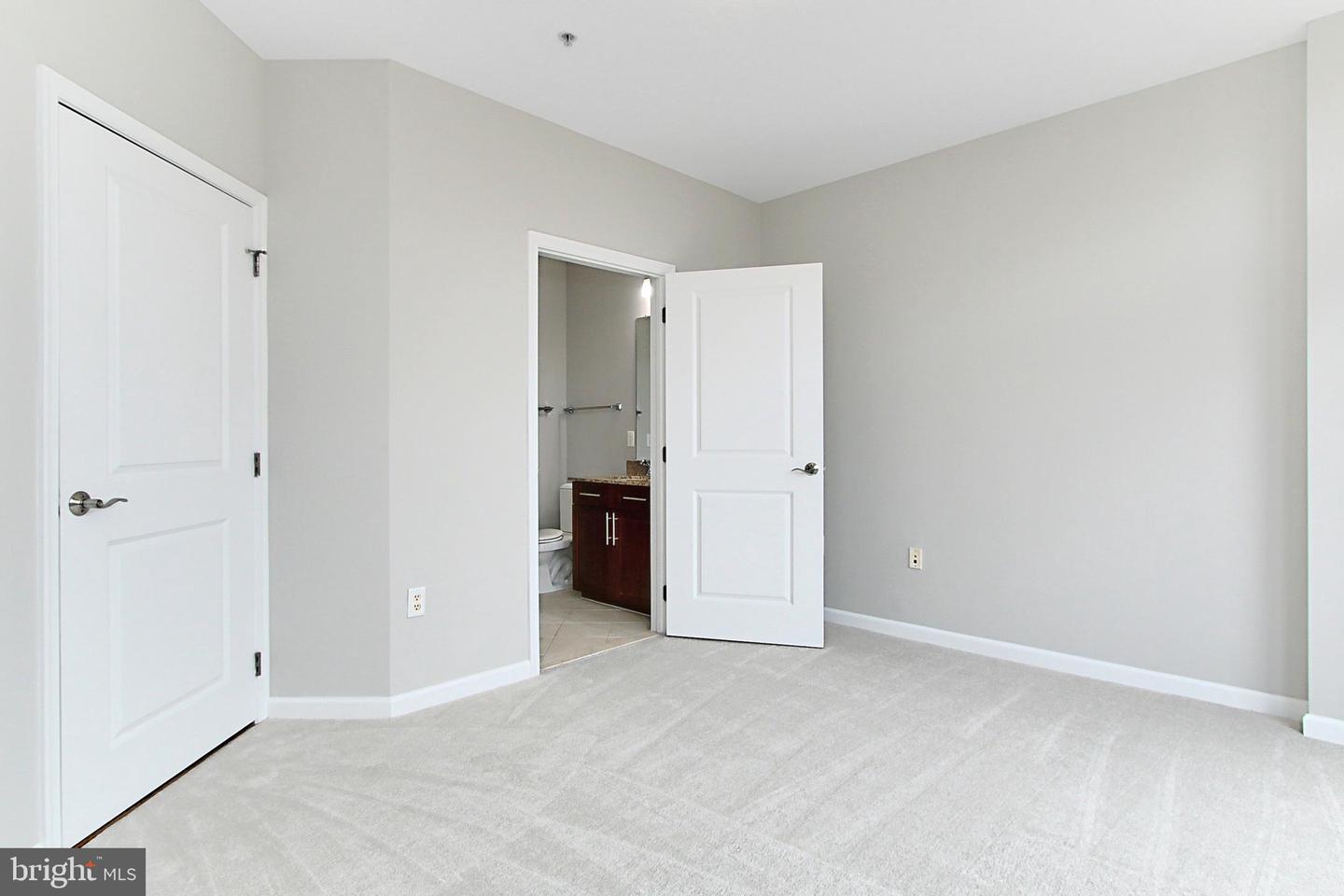 444 W Broad St #229